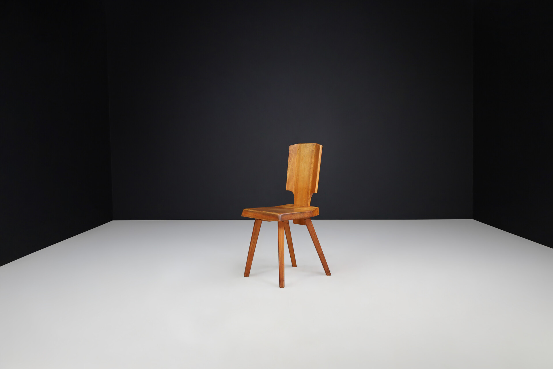 Mid century modern Pierre Chapo 'S28' Dining Chairs in Solid Elm, France, 1972 Mid-20th century