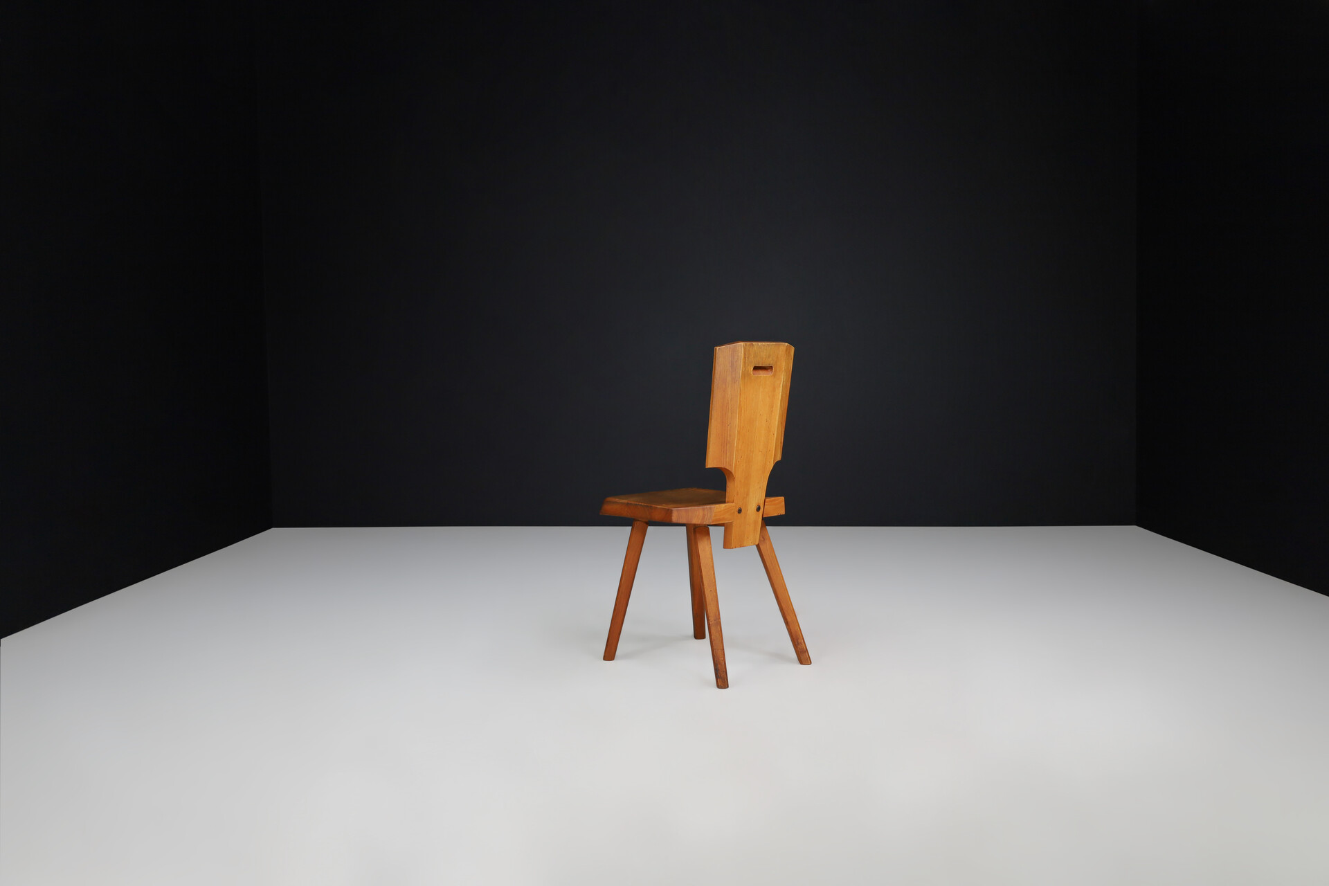 Mid century modern Pierre Chapo 'S28' Dining Chairs in Solid Elm, France, 1972 Mid-20th century