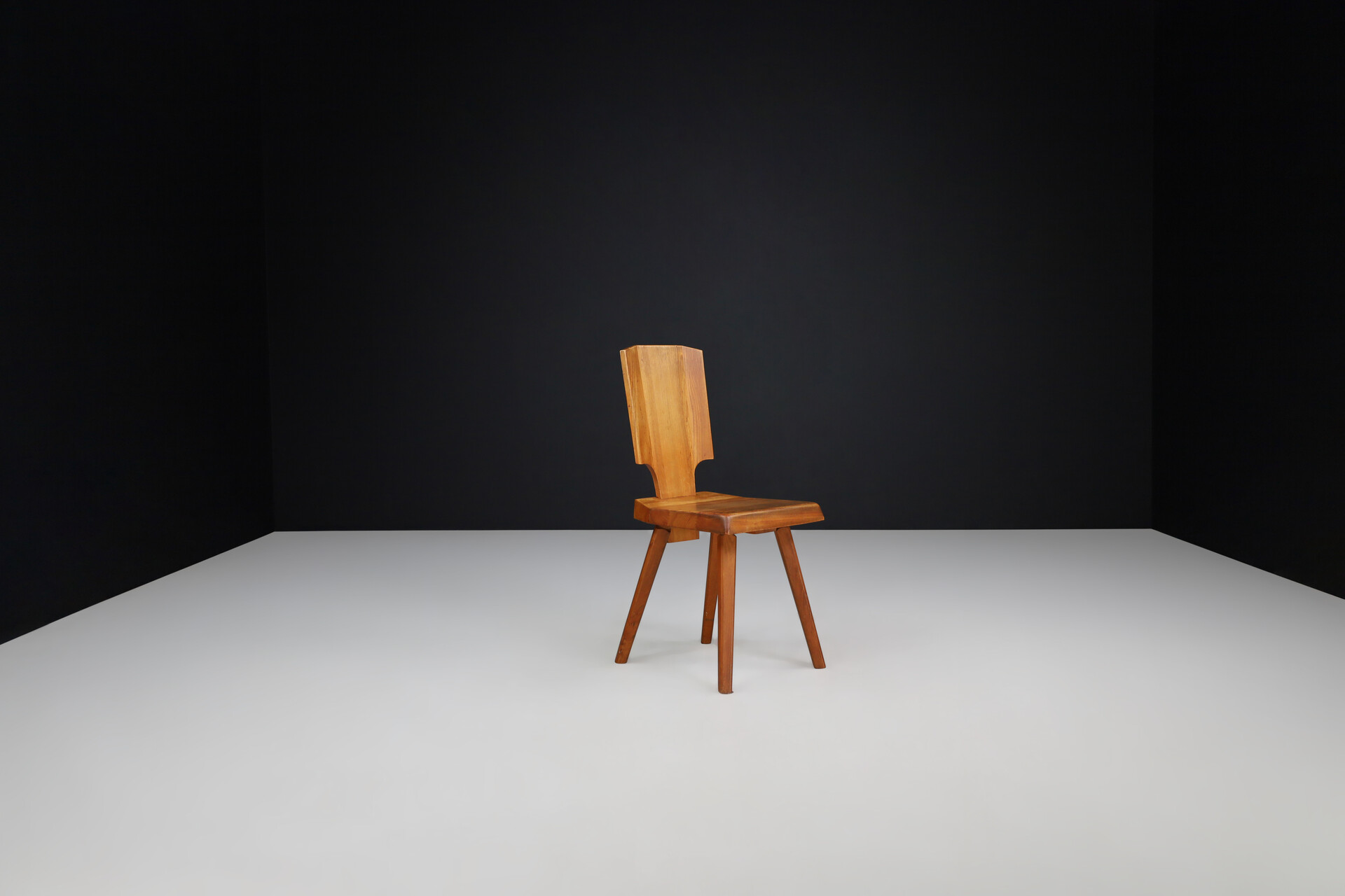 Mid century modern Pierre Chapo 'S28' Dining Chairs in Solid Elm, France, 1972 Mid-20th century