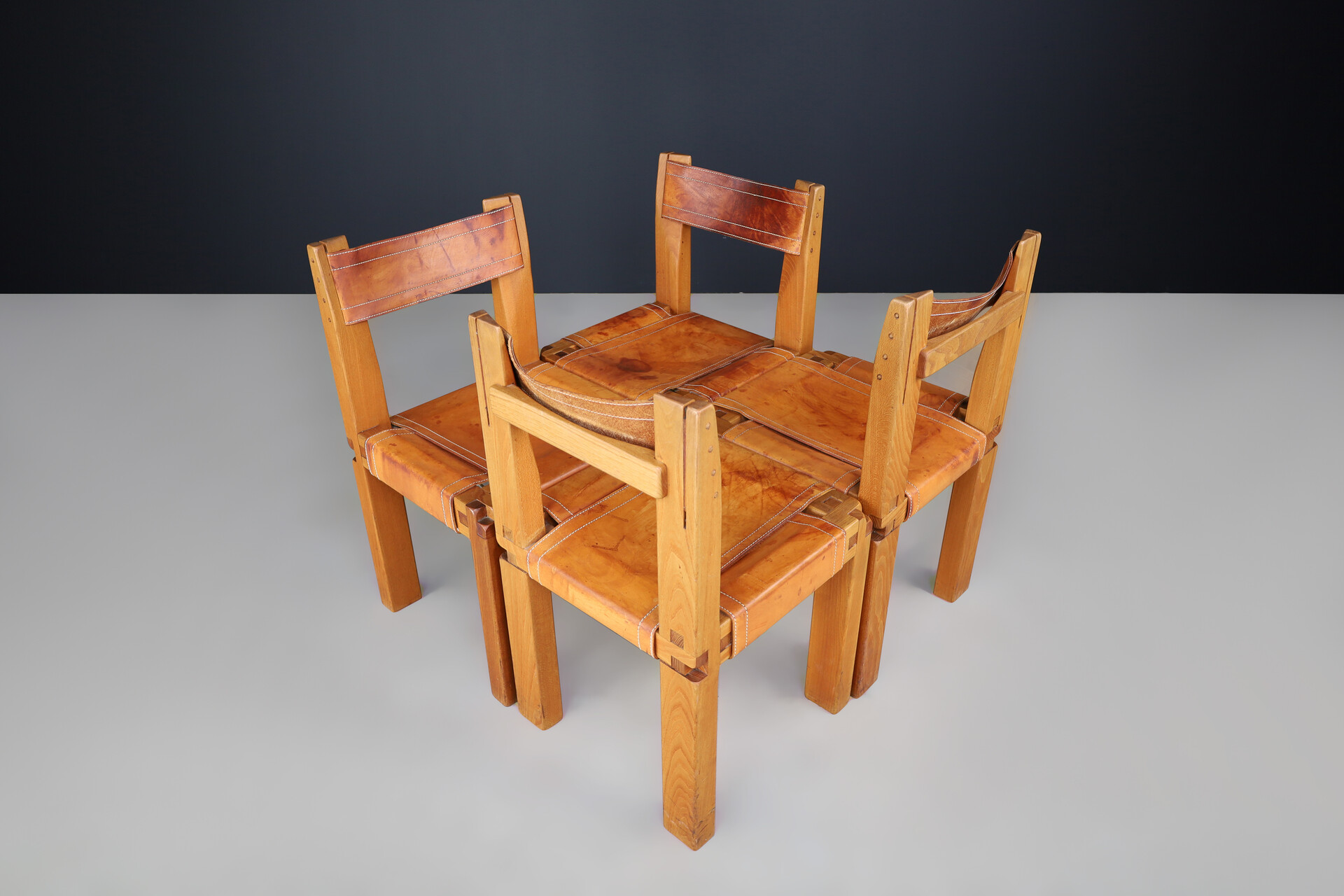 Mid century modern Pierre Chapo Set of Four 'S11' Chairs in Cognac Leather and Elm, France 1960s Mid-20th century
