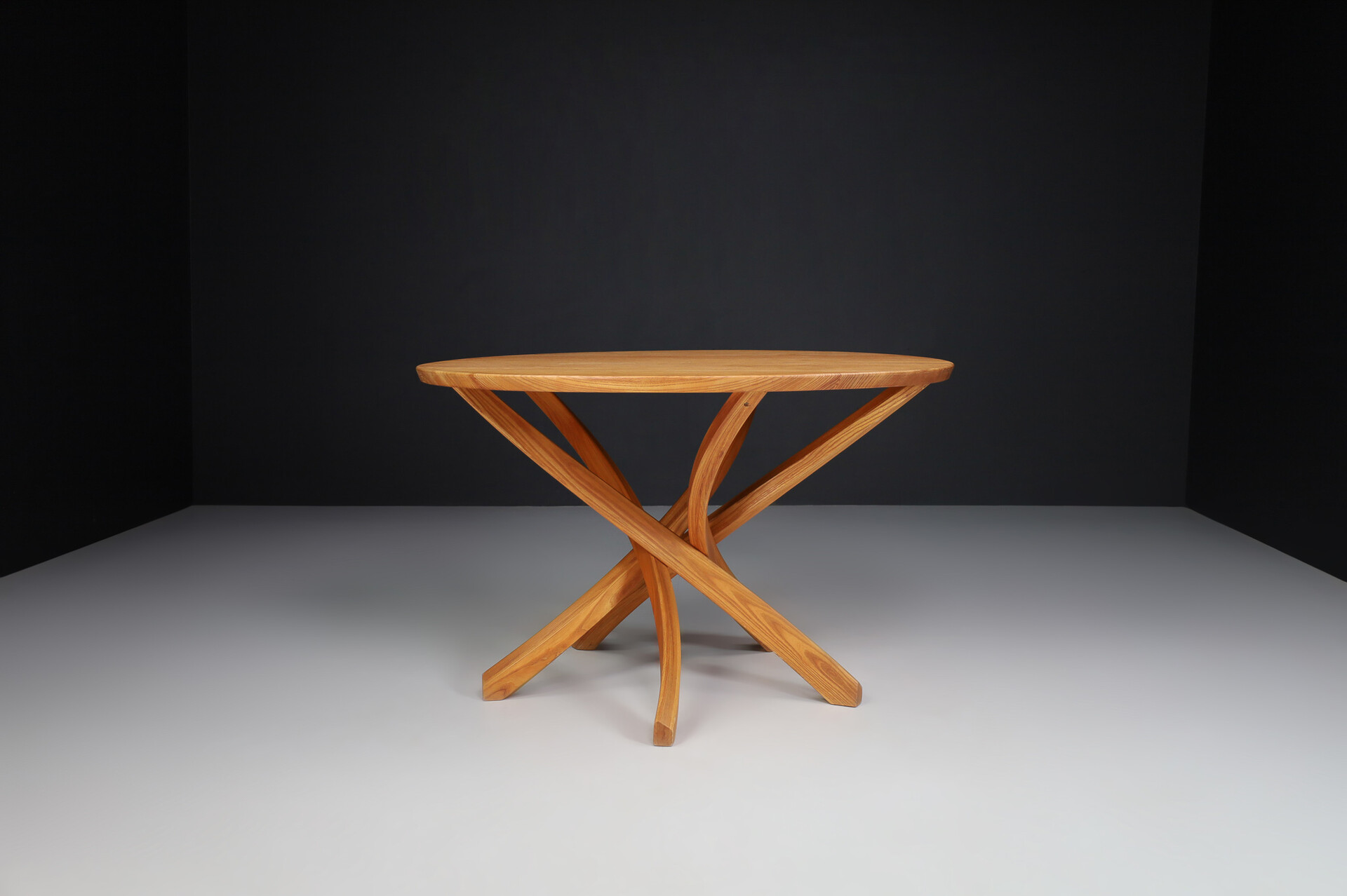 Mid century modern Pierre Chapo Style centre or dining table In Elm, France 1970s Mid-20th century