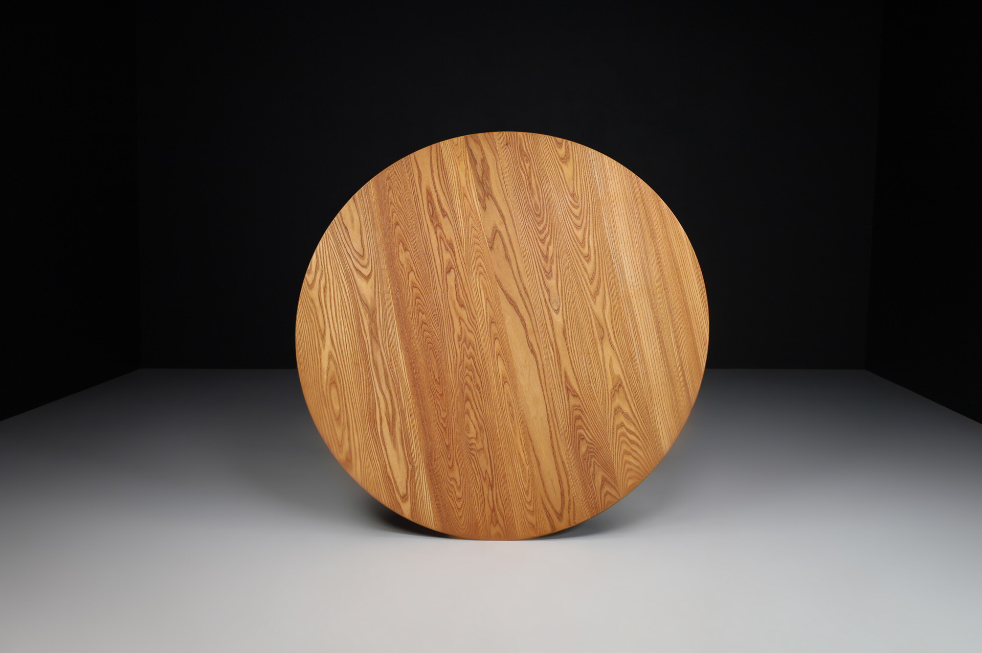 Mid century modern Pierre Chapo Style centre or dining table In Elm, France 1970s Mid-20th century