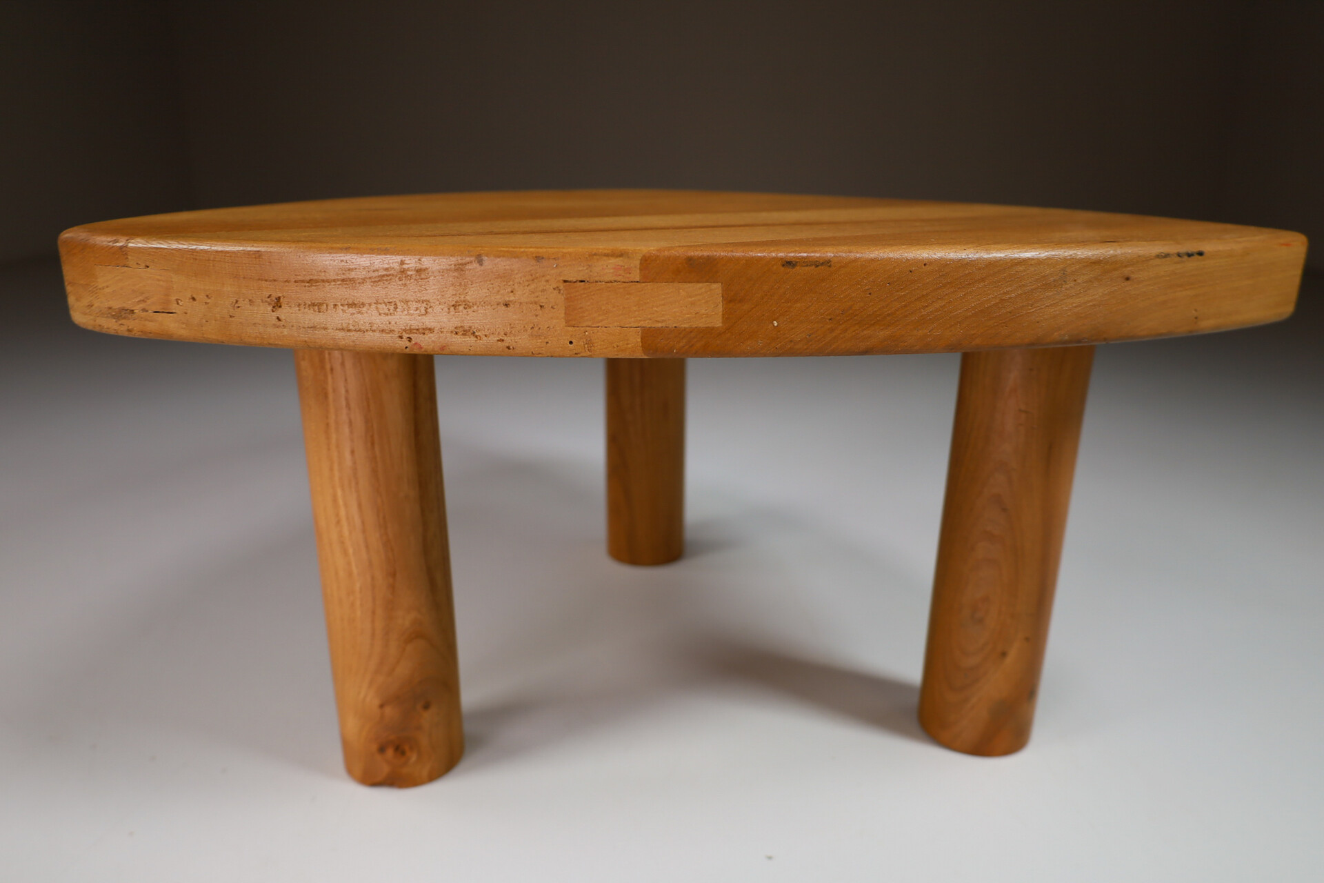 Mid century modern Pierre Chapo ‘T23’ Solid Elm Side Table, France 1970s Mid-20th century