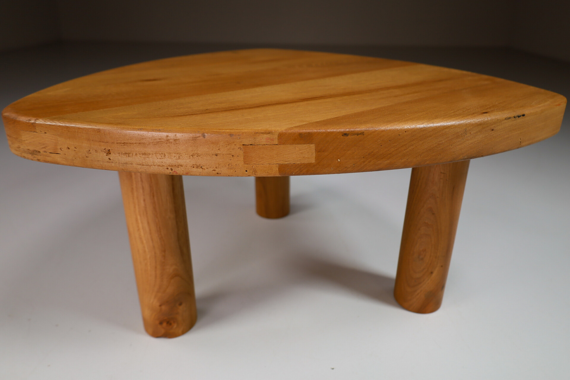 Mid century modern Pierre Chapo ‘T23’ Solid Elm Side Table, France 1970s Mid-20th century