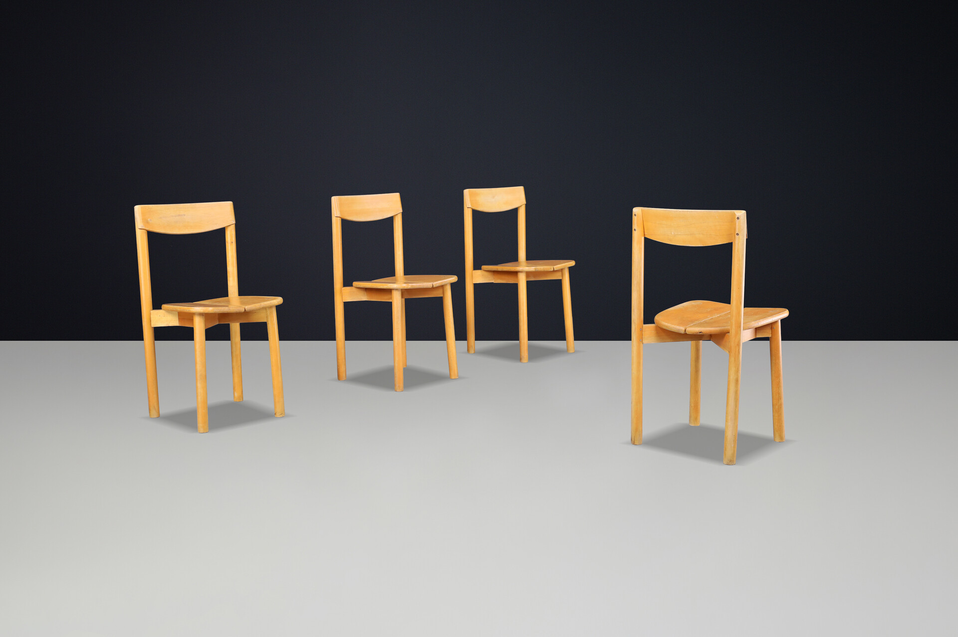 Mid century modern Pierre Gautier-Delaye “Coffee Bean” Dining Chairs in Stained Beechwood, France, 1960s — Set of 4 Mid-20th century