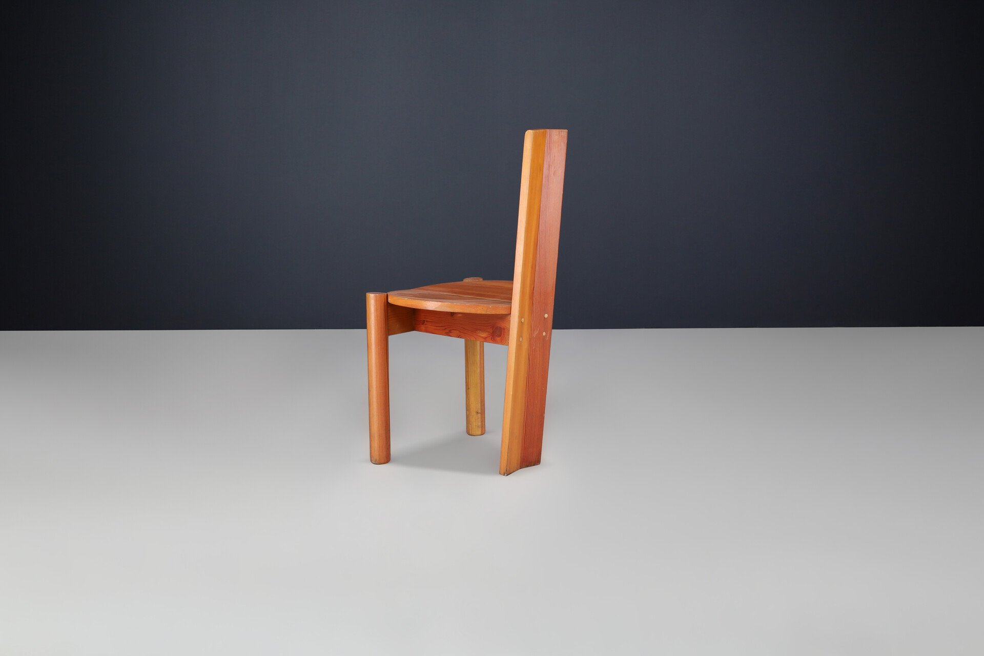 Mid century modern Pine Dining room chairs, Italy 1970s Late-20th century