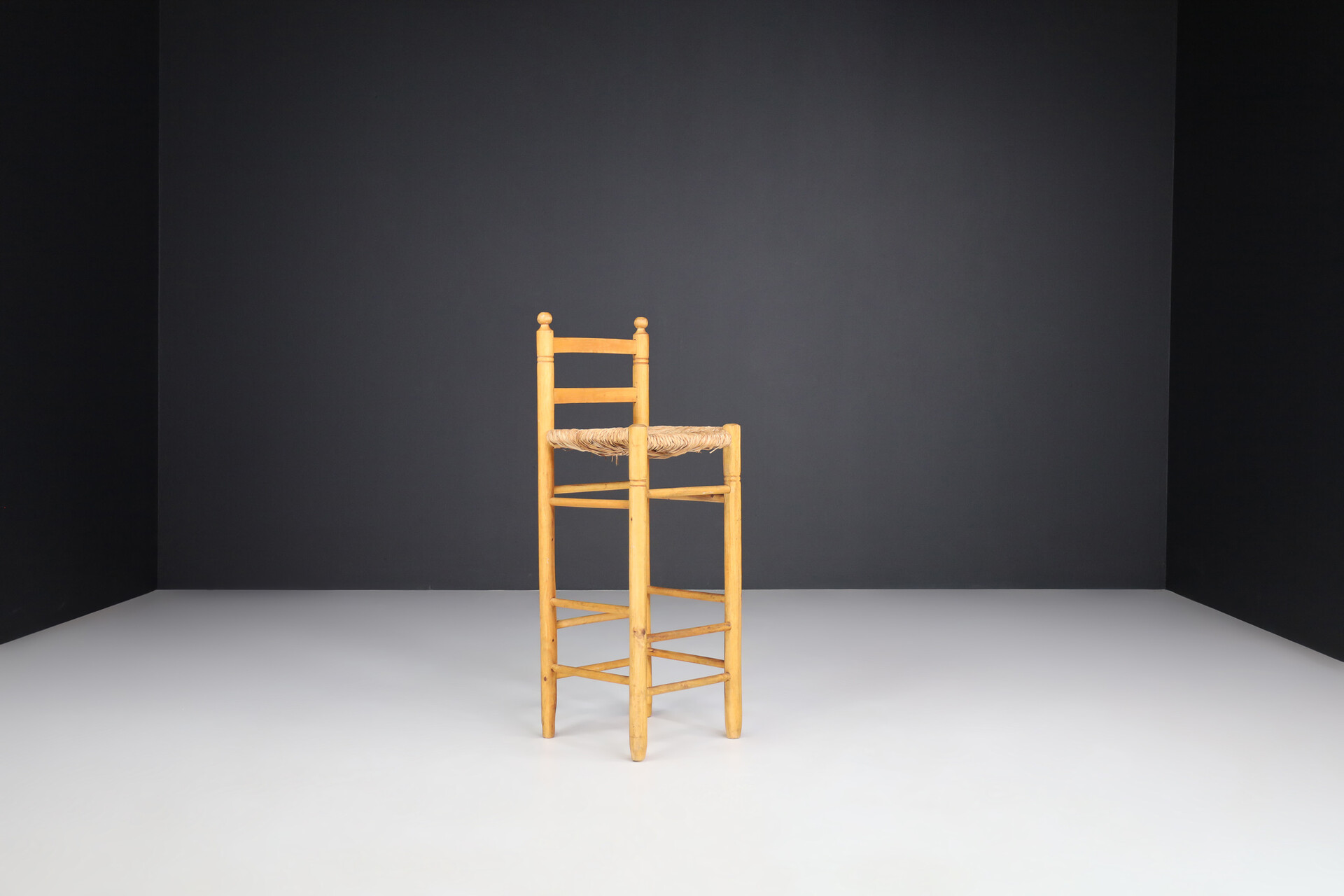 Mid century modern Pinewood And Rush bar stools In The Style Of Charlotte Perriand , France 1960s Mid-20th century