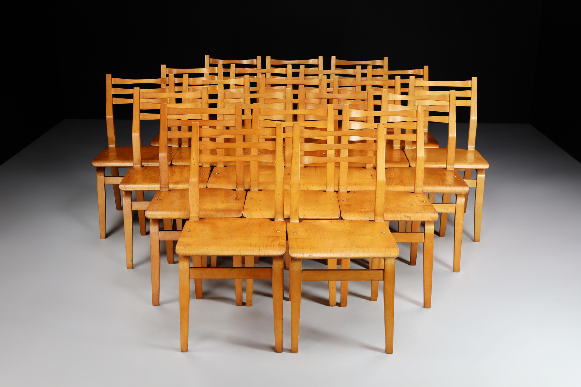 Mid century modern Plywood/Bentwood chairs, Praque 1960s Mid-20th century