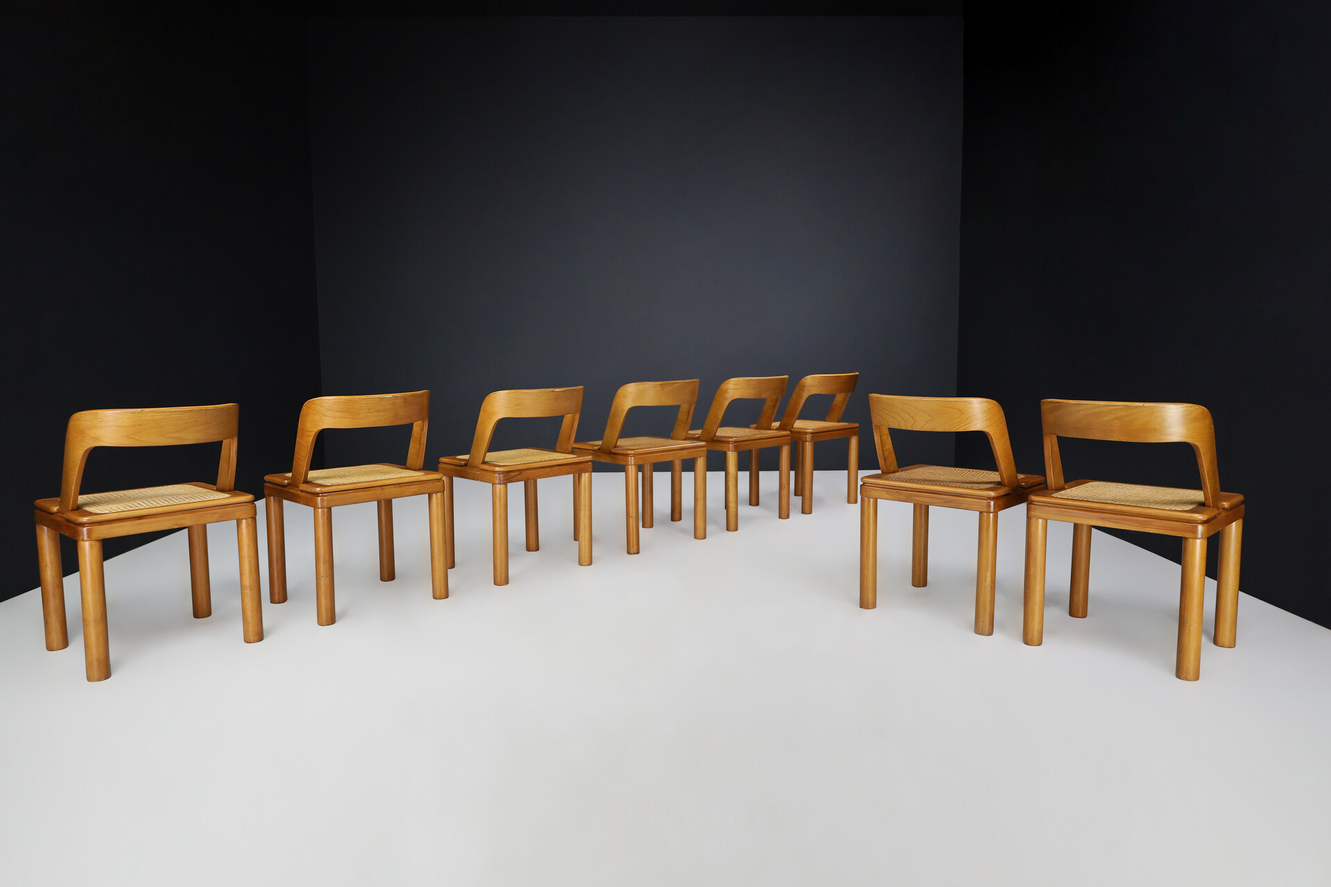 Mid century modern RB Rossana Set of eight Dining room Chairs in Cane and Ash, Italy 1960s Mid-20th century