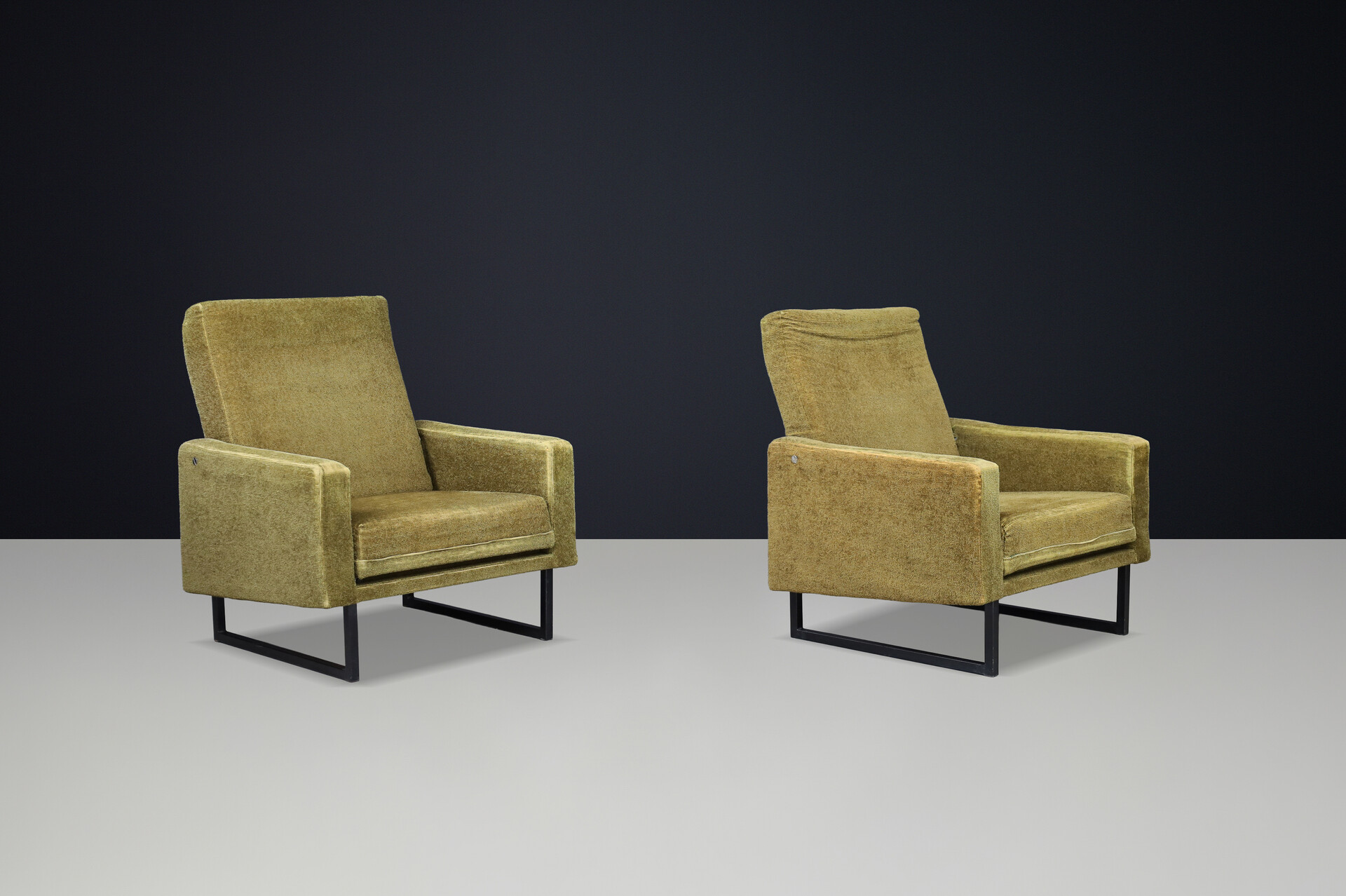Mid century modern René-Jean Caillette Lounge Chairs for Steiner, France, 1963 Mid-20th century