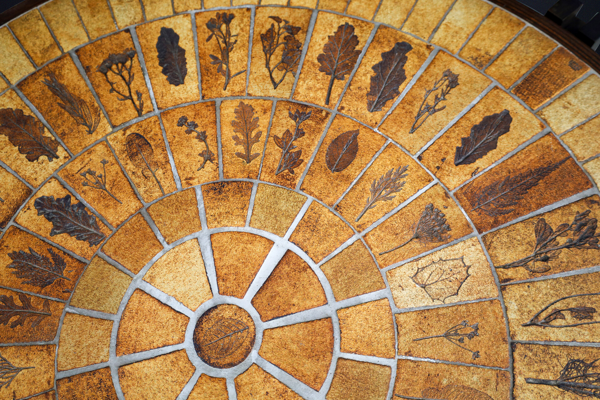 Mid century modern Roger Capron Vallauris Coffee Table, Ceramic & Bentwood, 1960s Mid-20th century