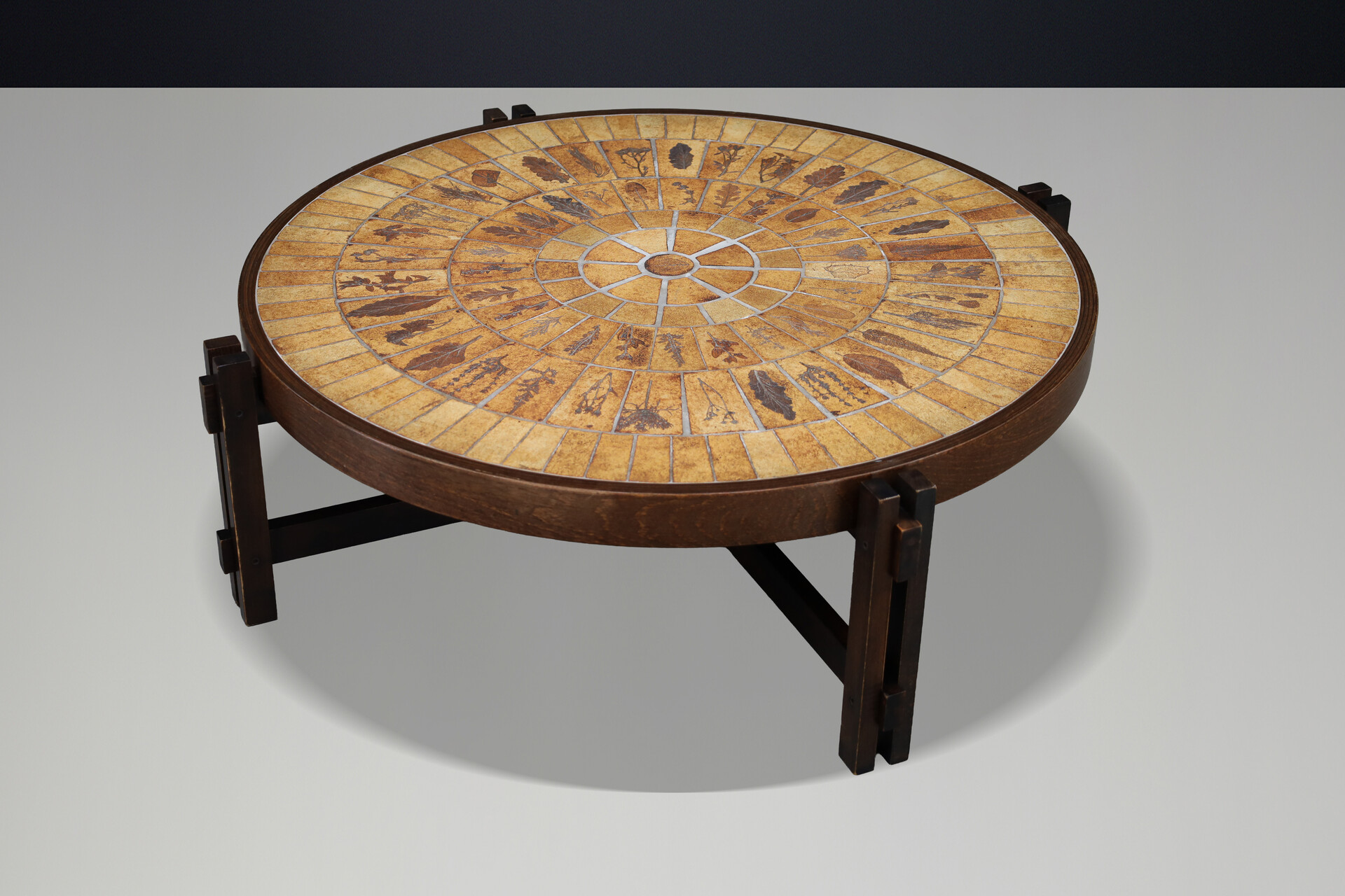 Mid century modern Roger Capron Vallauris Coffee Table, Ceramic & Bentwood, 1960s Mid-20th century