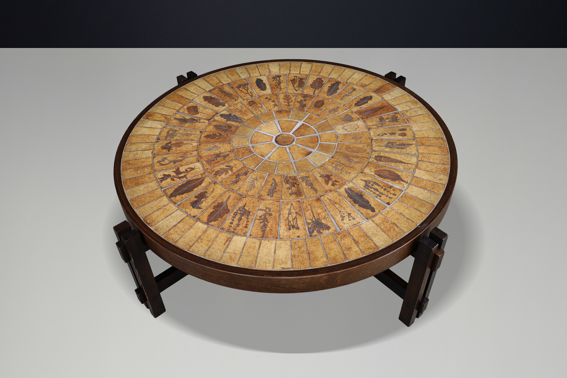 Mid century modern Roger Capron Vallauris Coffee Table, Ceramic & Bentwood, 1960s Mid-20th century