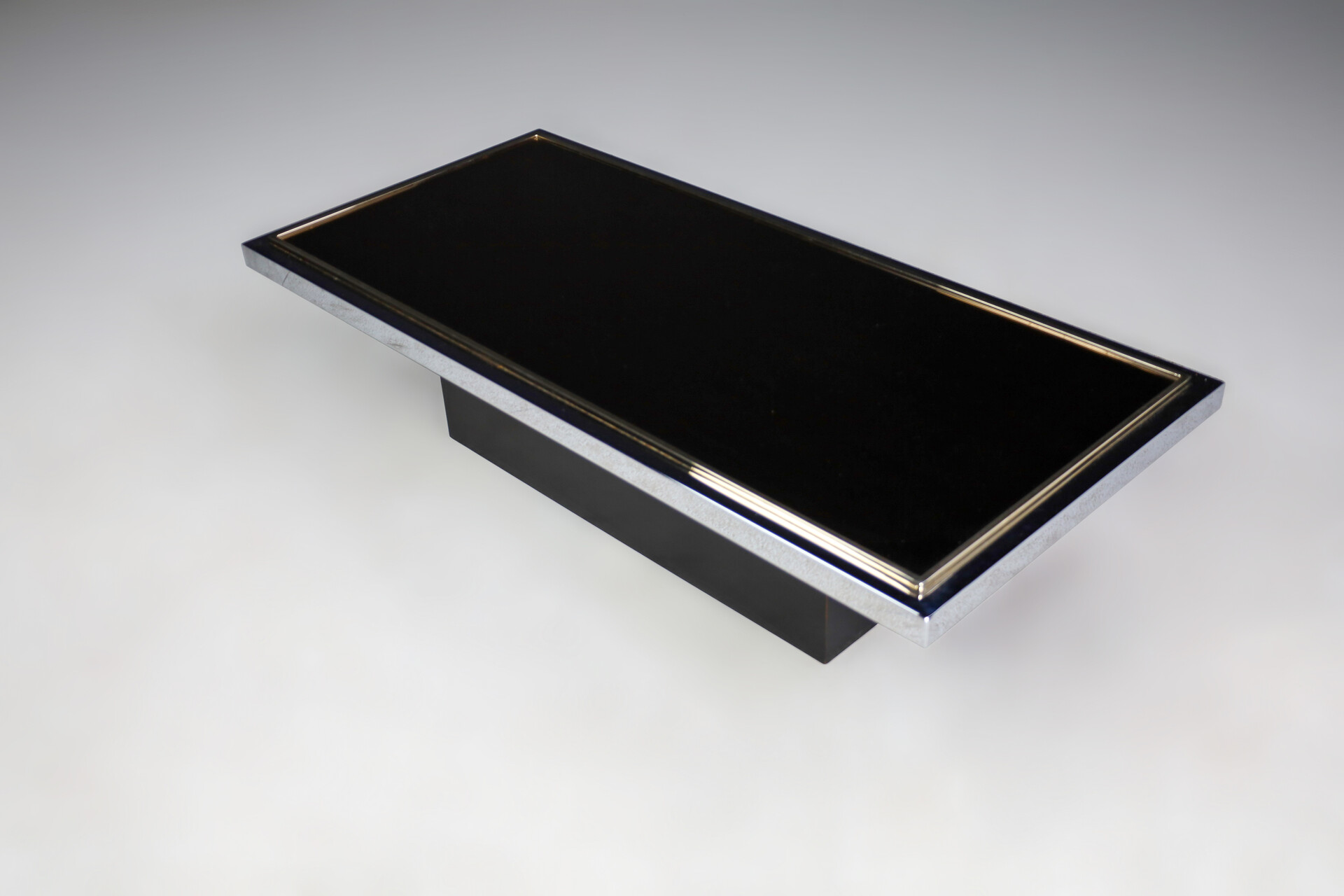 Mid century modern Roger Vanhevel mirrored coffee table,Belgium 1970s Late-20th century