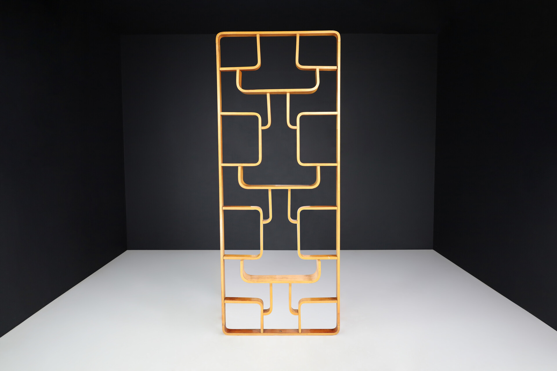 Mid century modern Room Divider in blond Bentwood by Ludvik Volak Czech Republic, 1960s Mid-20th century