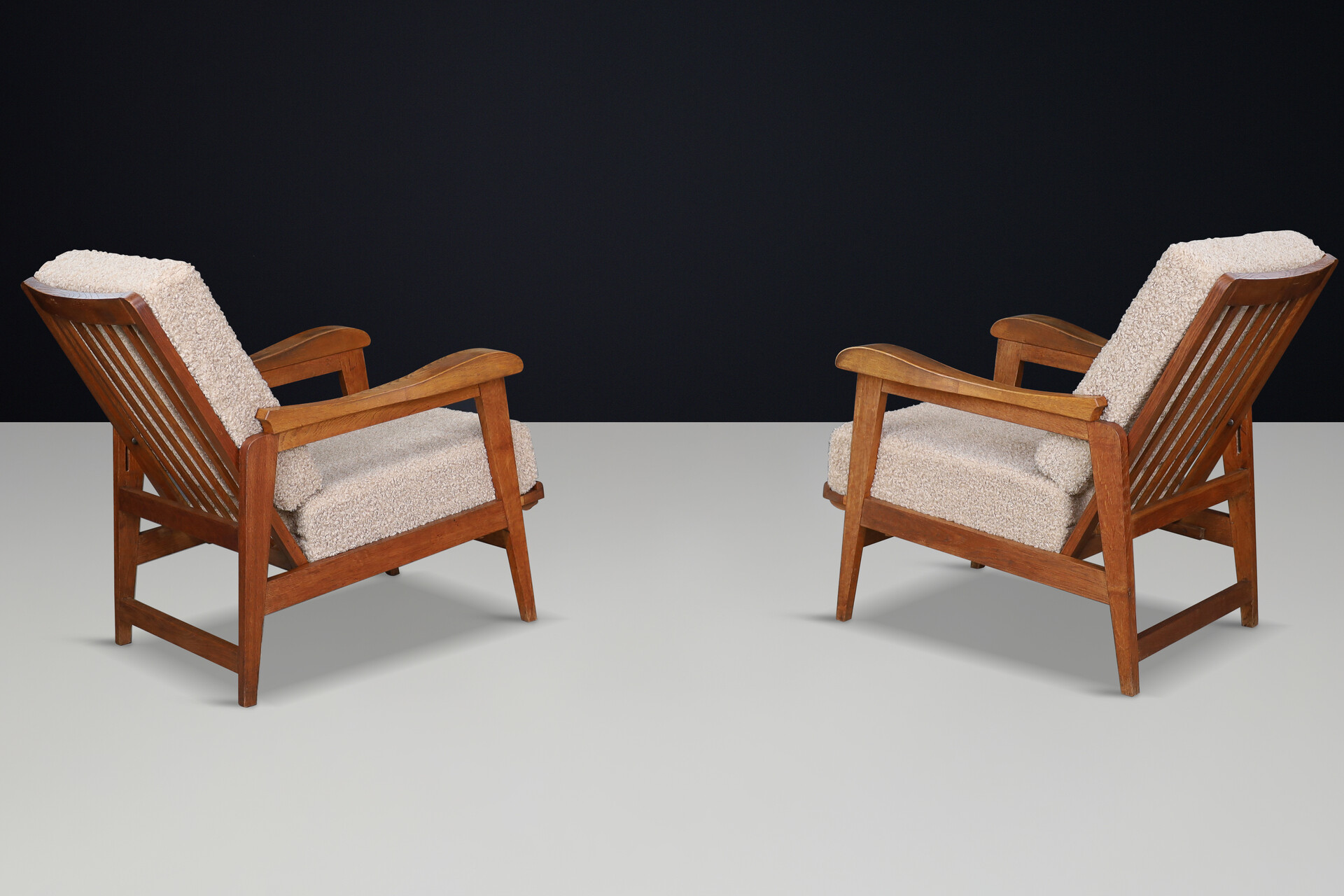Mid century modern Sculptural adjustable lounge Chairs in oak and teddy upholstery, France 1940s Mid-20th century