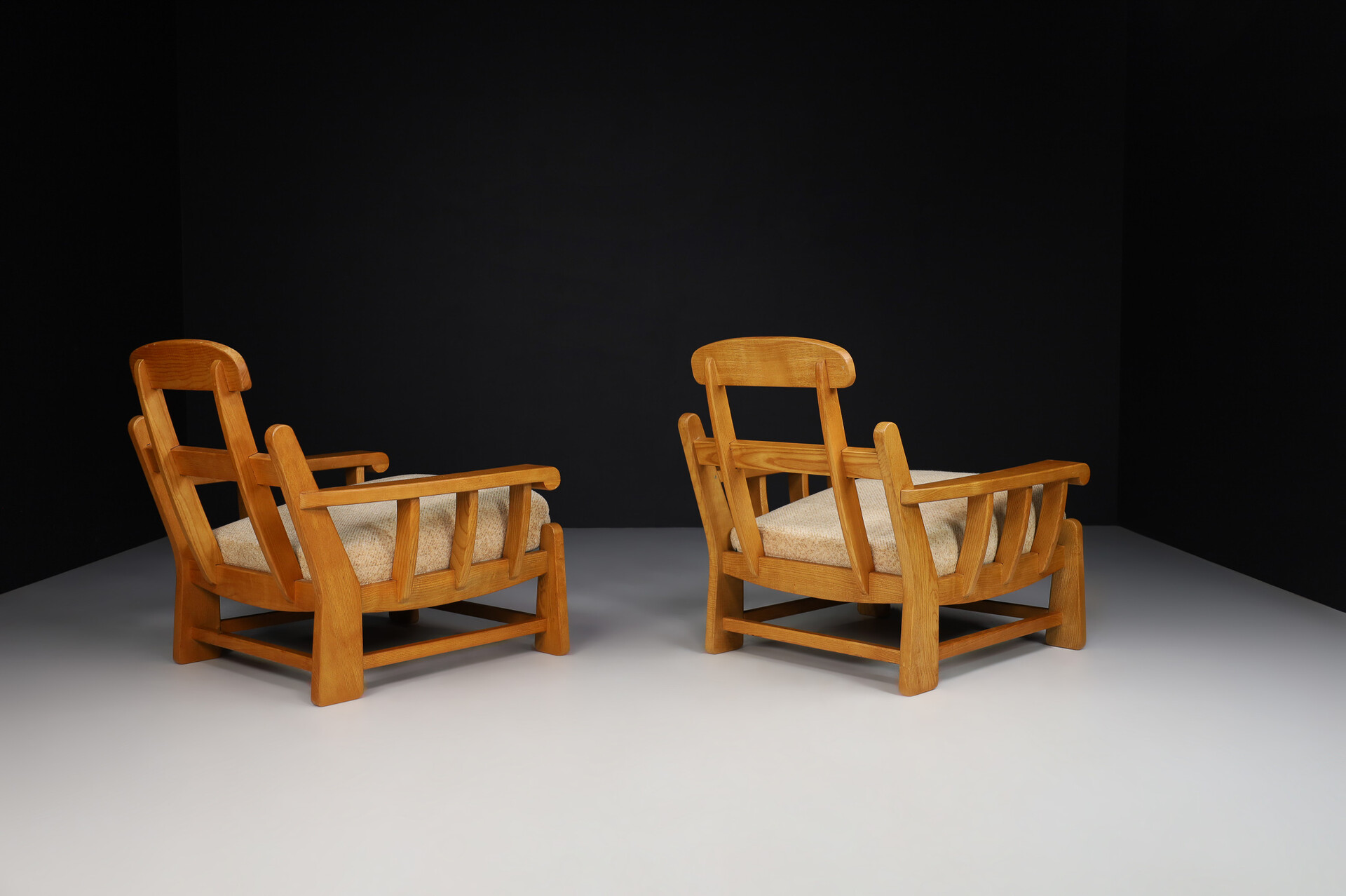 Mid century modern Sculptural Elm Lounge Chairs / Armchairs by Maison Regain, France 1970s Mid-20th century
