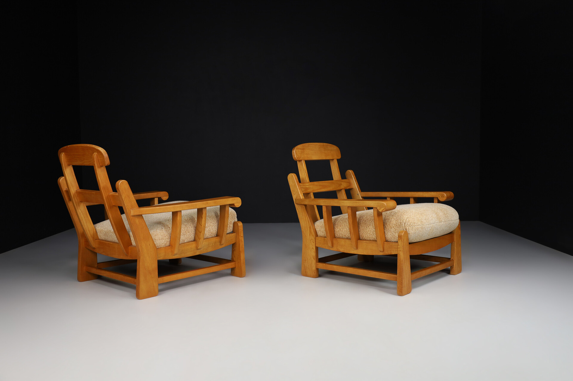 Mid century modern Sculptural Elm Lounge Chairs / Armchairs by Maison Regain, France 1970s Mid-20th century