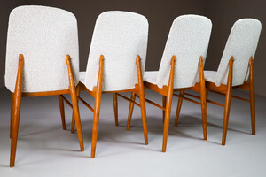 Mid century modern Sculptural French side Chairs / Dining chairs in oak circa 1950s Paris France Mid-20th century