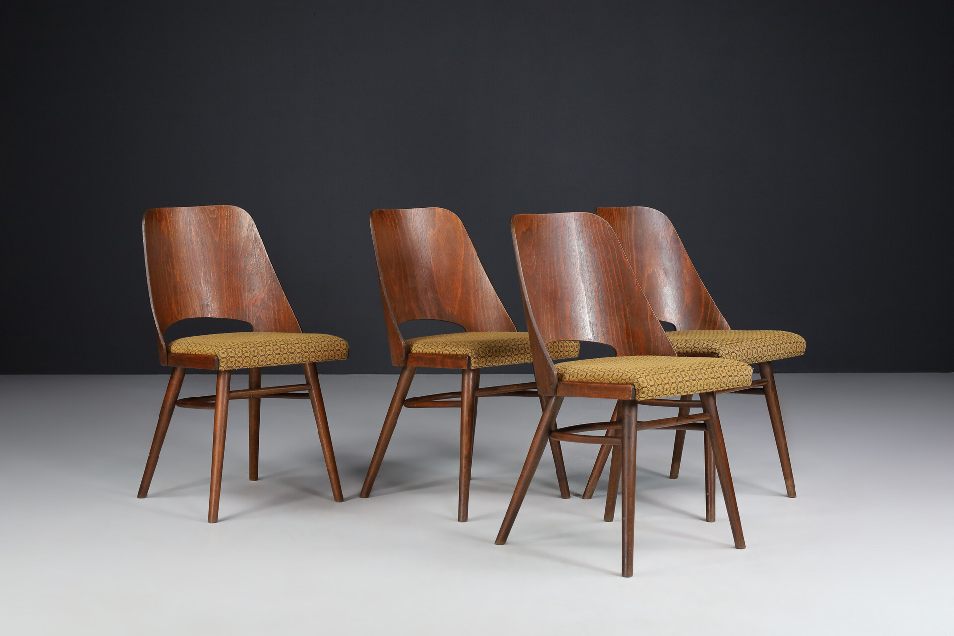 Mid century modern Set /13  Dining Chairs, Ton, Designed by Oswald Haerdtl, 1950s, Expo 58 Mid-20th century