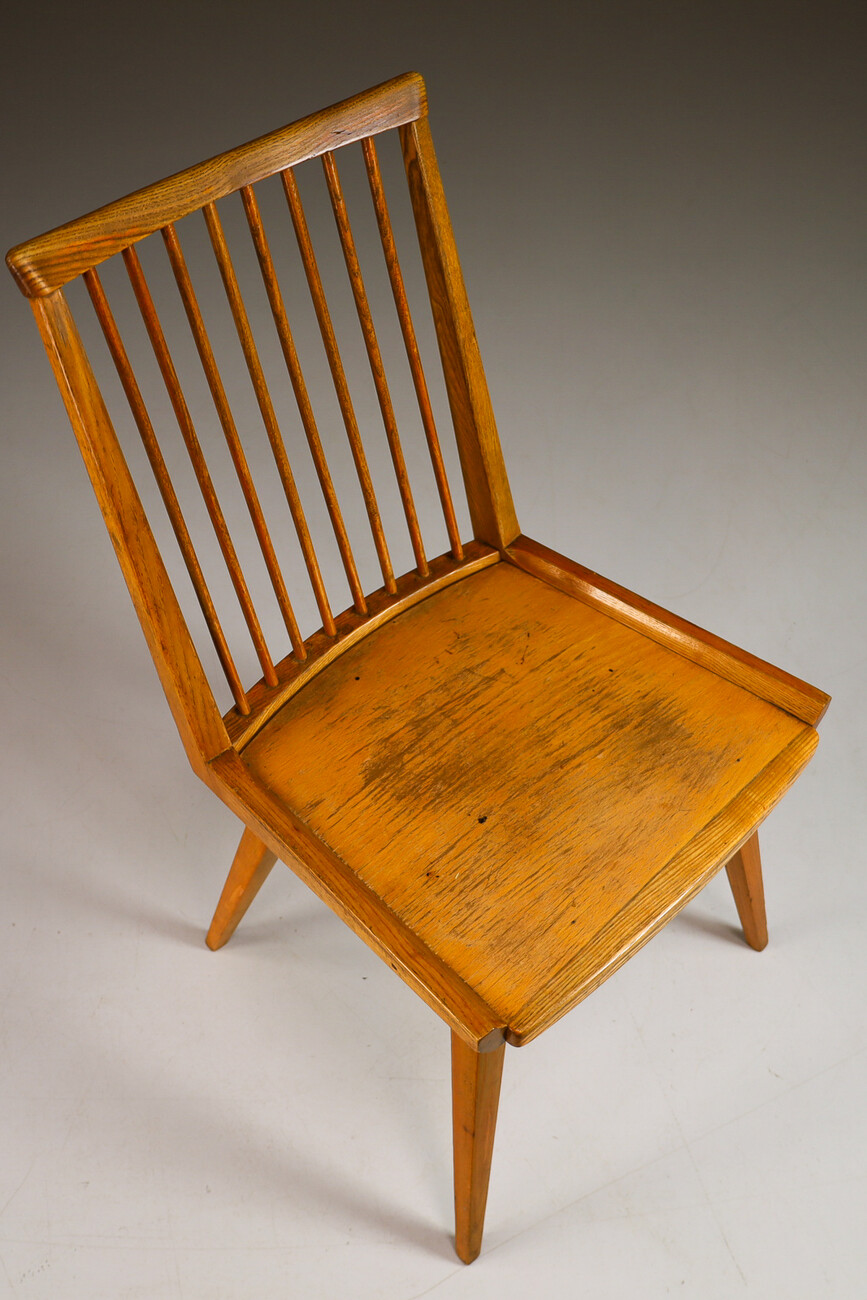Mid century modern Set/4 Dining chairs in Elm and new boucle fabric, France 1950s Mid-20th century