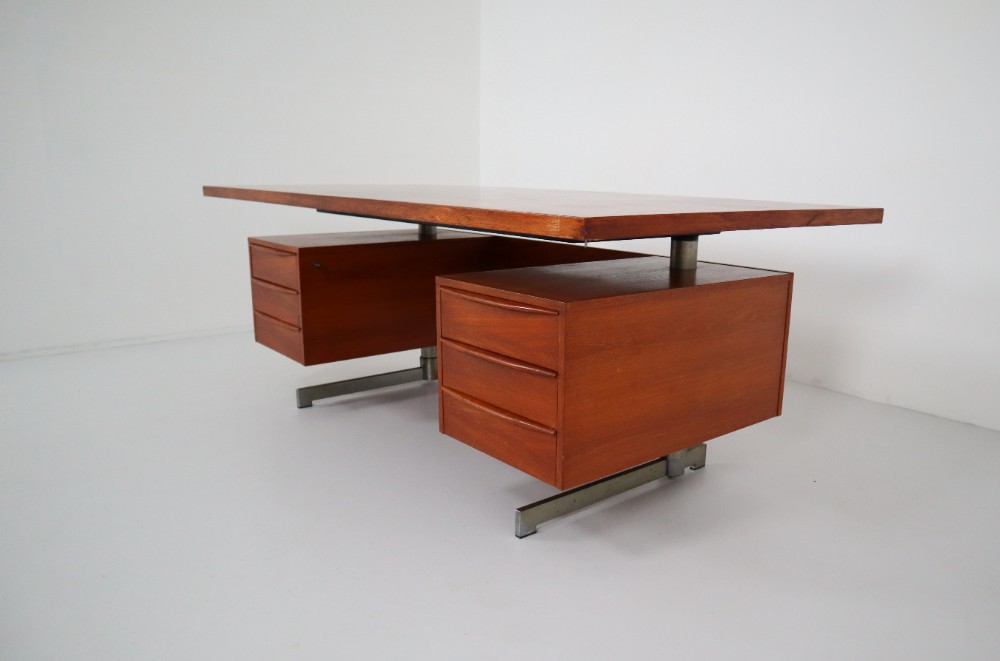 Mid century modern Steel,Teak Large Teak Desk Mid-20th century
