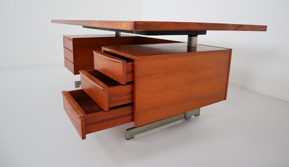 Mid century modern Steel,Teak Large Teak Desk Mid-20th century
