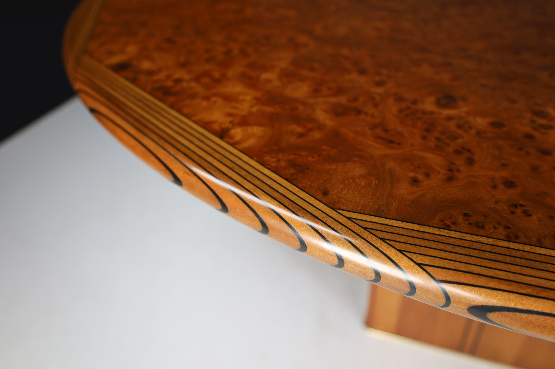 Mid century modern Tobia Scarpa Africa Dining/Conference Table by Maxalto, Italy, 1970 Late-20th century