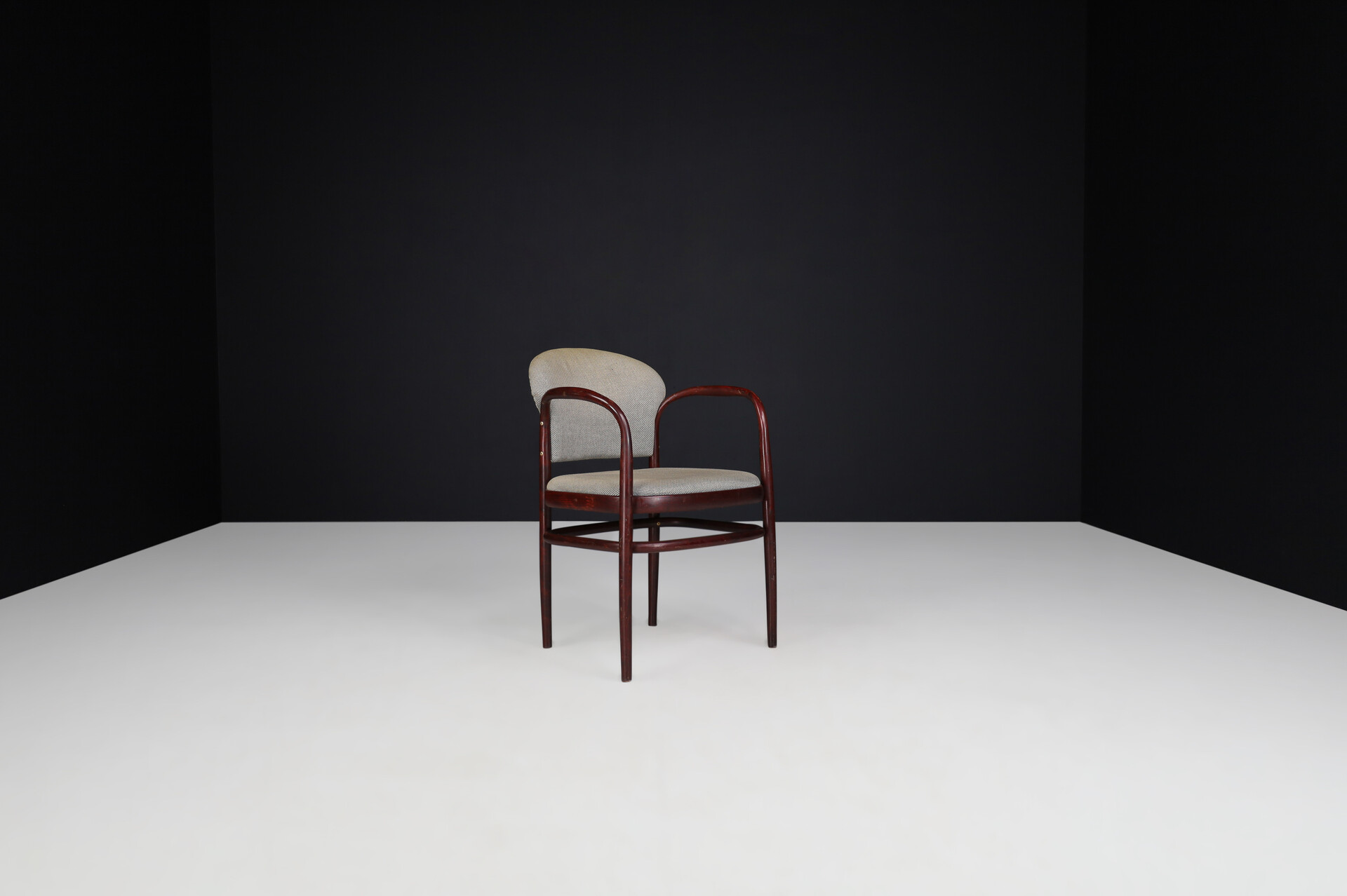 Mid century modern TON Bentwood Armchairs in original Upholstery, 1950s Mid-20th century