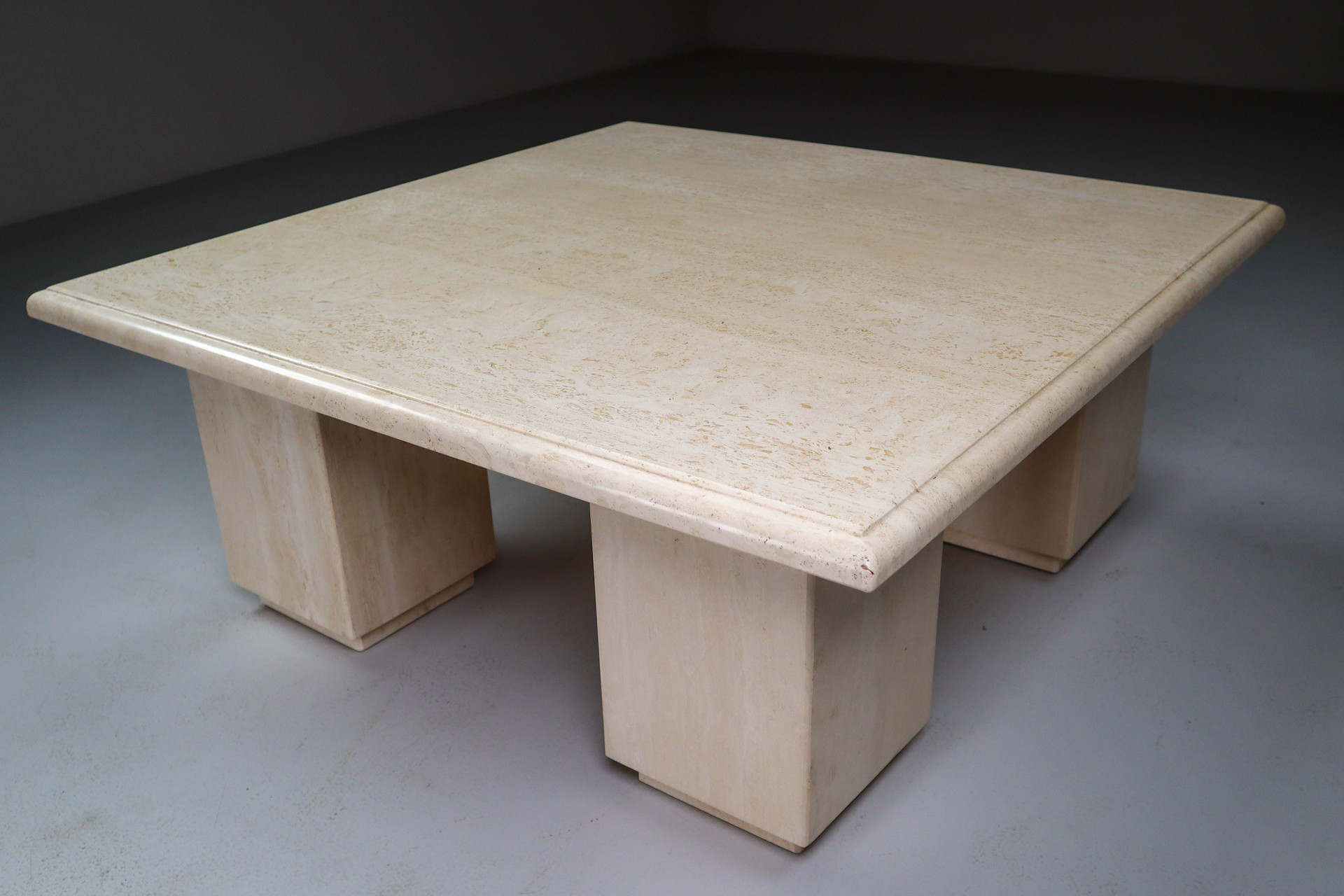 Mid century modern Travertine Coffee Table Italy 1970s Late-20th century