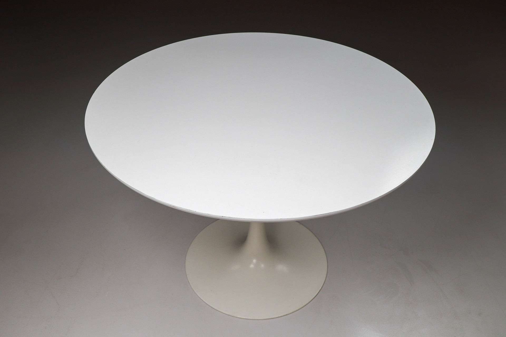Mid century modern Tulip Dining Table by Maurice Burke for Arkana, 1960s Mid-20th century