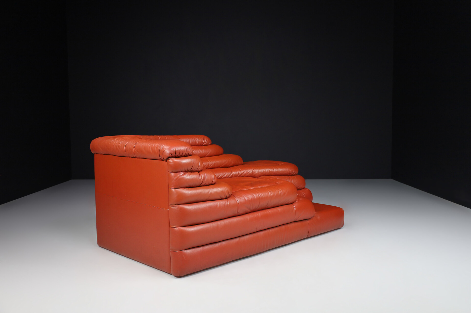 Mid century modern Ubald Klug for De Sede DS 1025 'Terrazza' Landscapes in Leather, Switzerland 1970s Late-20th century