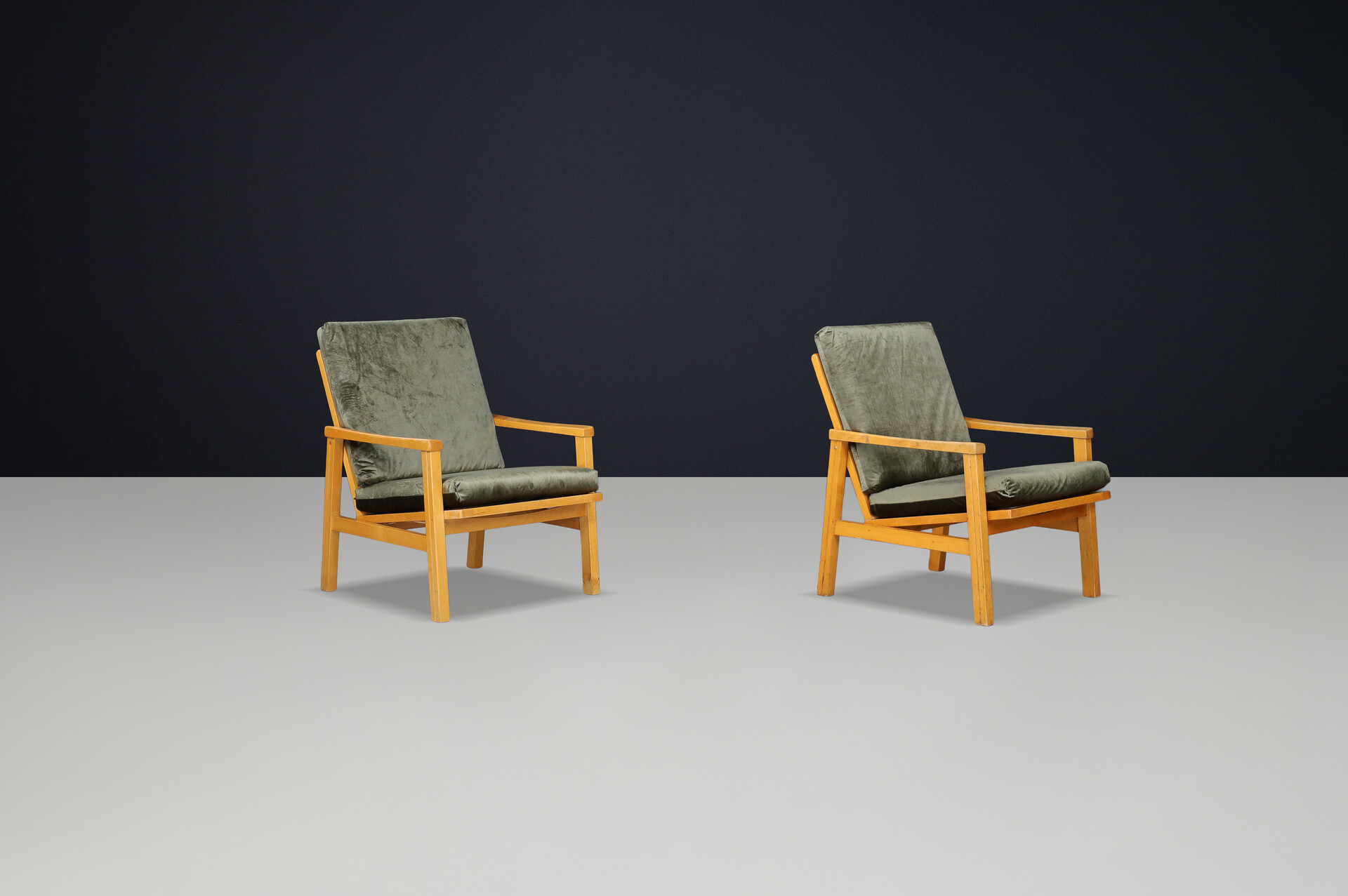 Mid century modern Vintage armchairs in green velvet ,CZ 1960s Late-20th century