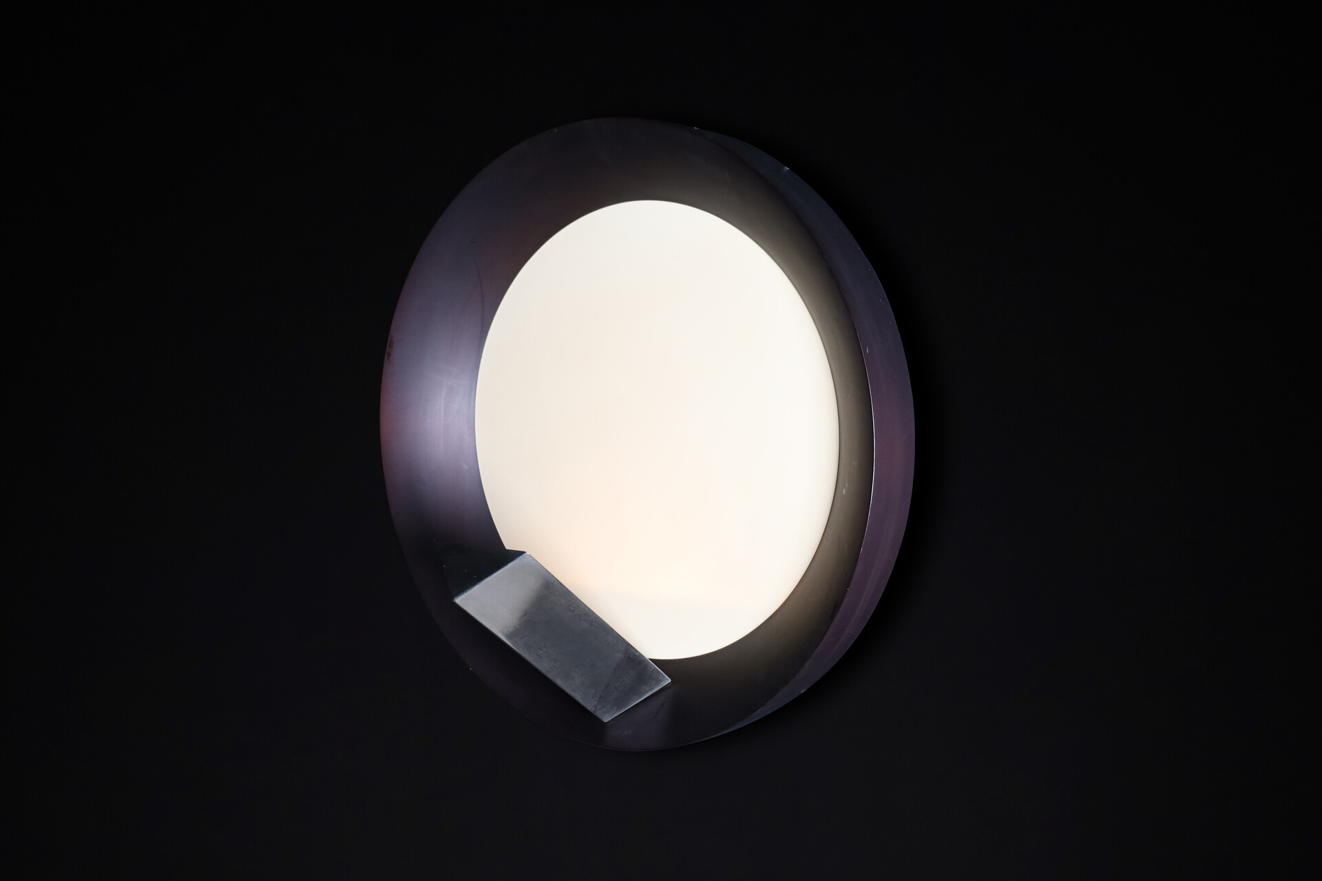 Mid century modern Vladimír Nývlt Solid Wood and steel wall light, Praque 1970s Late-20th century