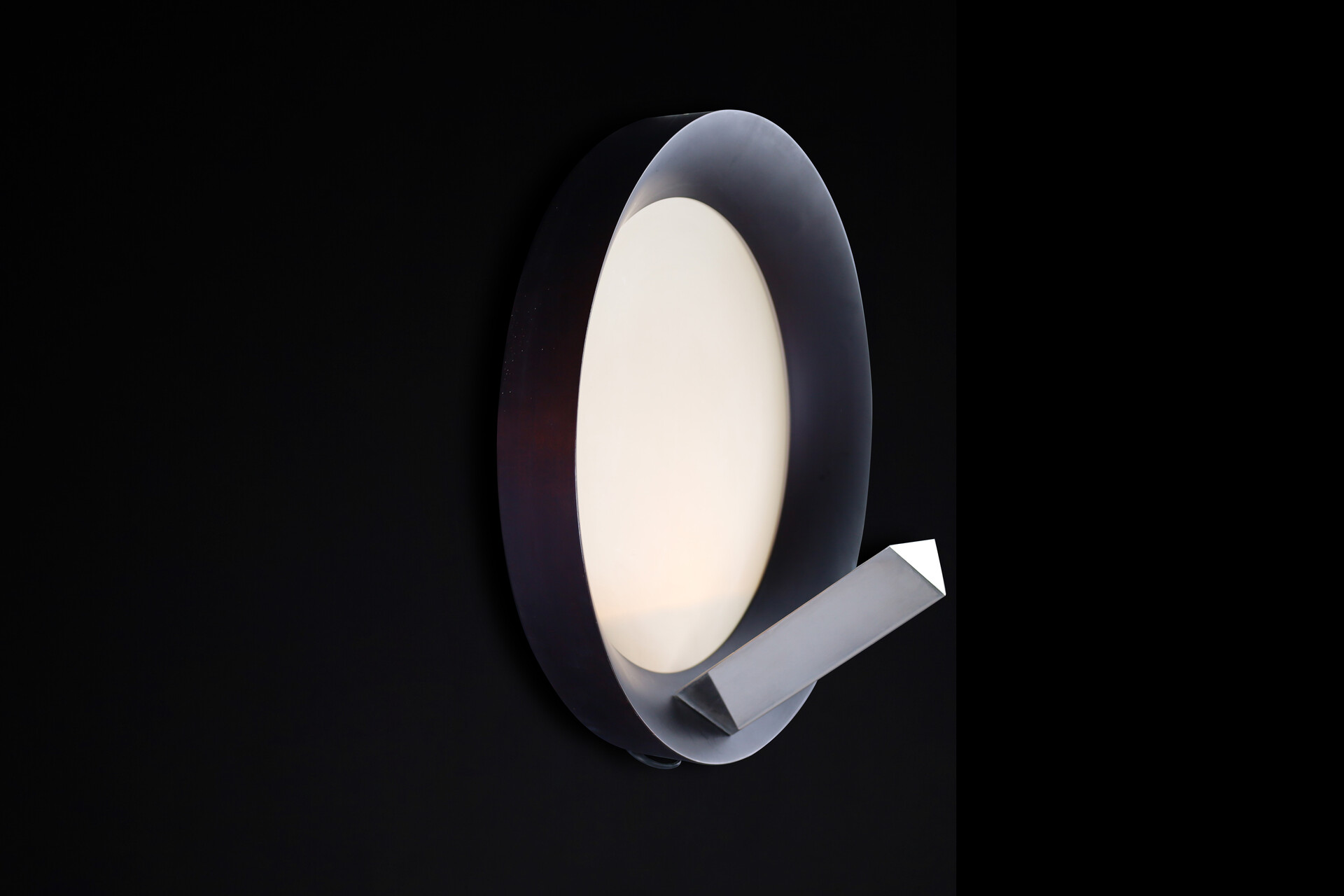 Mid century modern Vladimír Nývlt Solid Wood and steel wall light, Praque 1970s Late-20th century