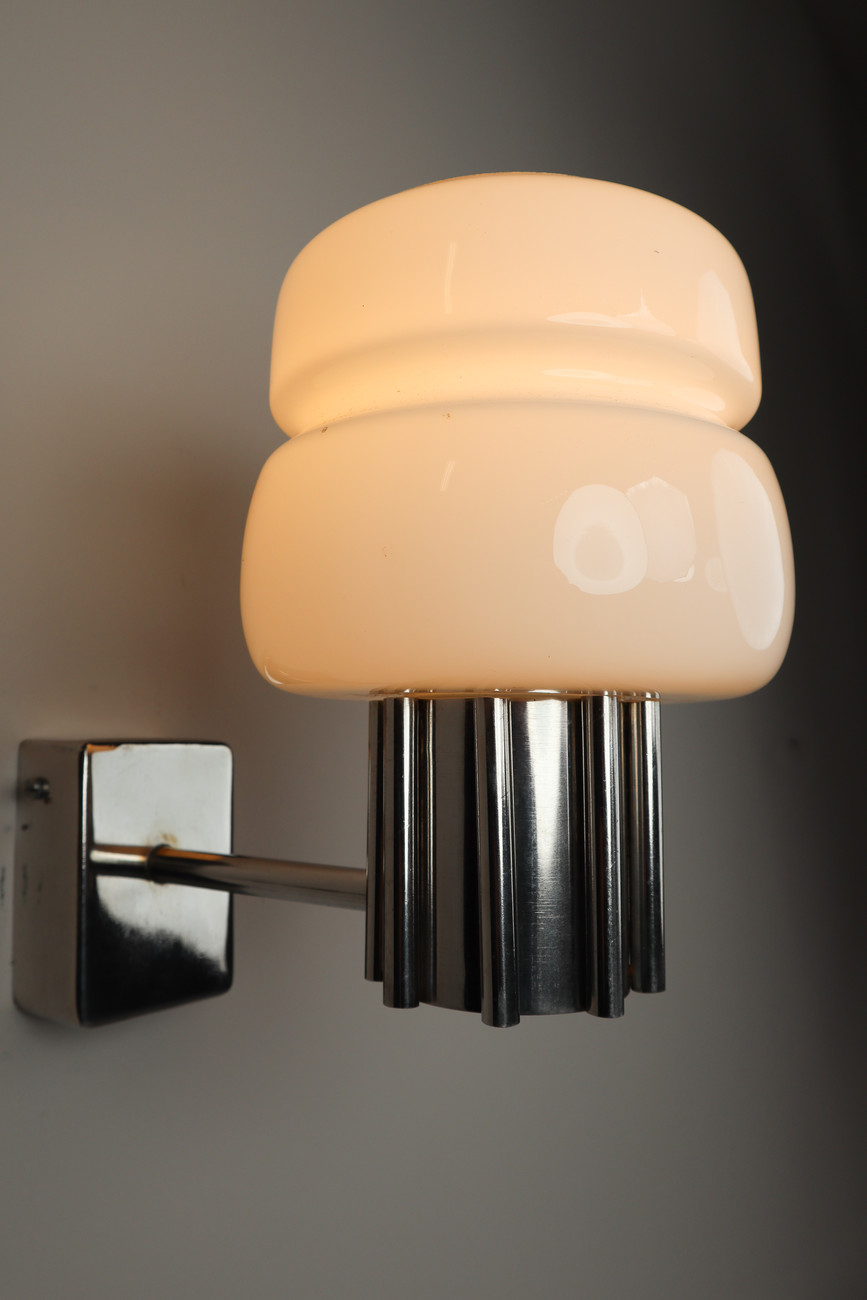 Mid century modern Wall Lights Sconces Opaline Glass and Steel, Italy 1970s Late-20th century