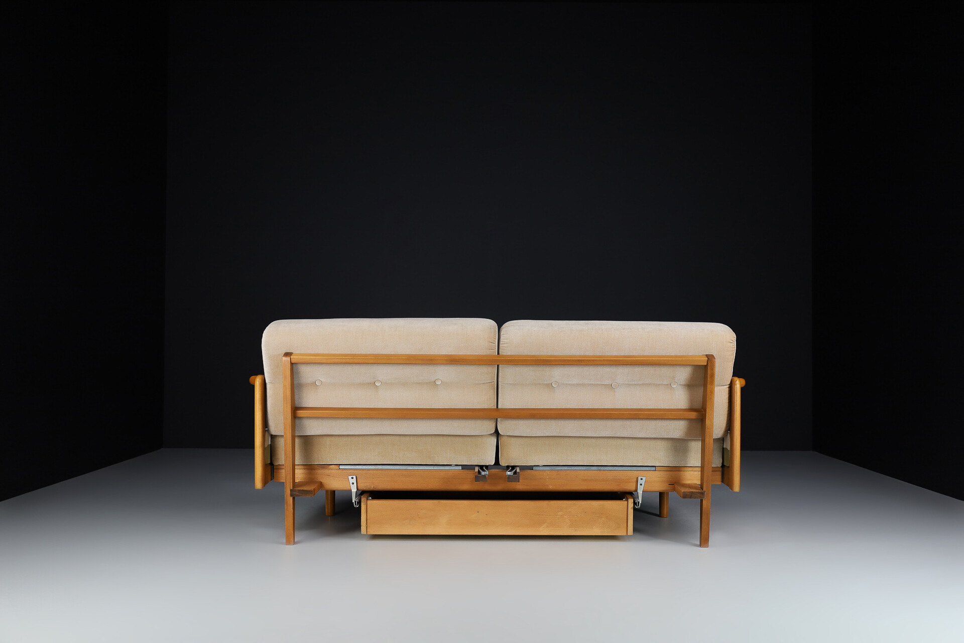 Mid century modern Walter Knoll for Knoll 