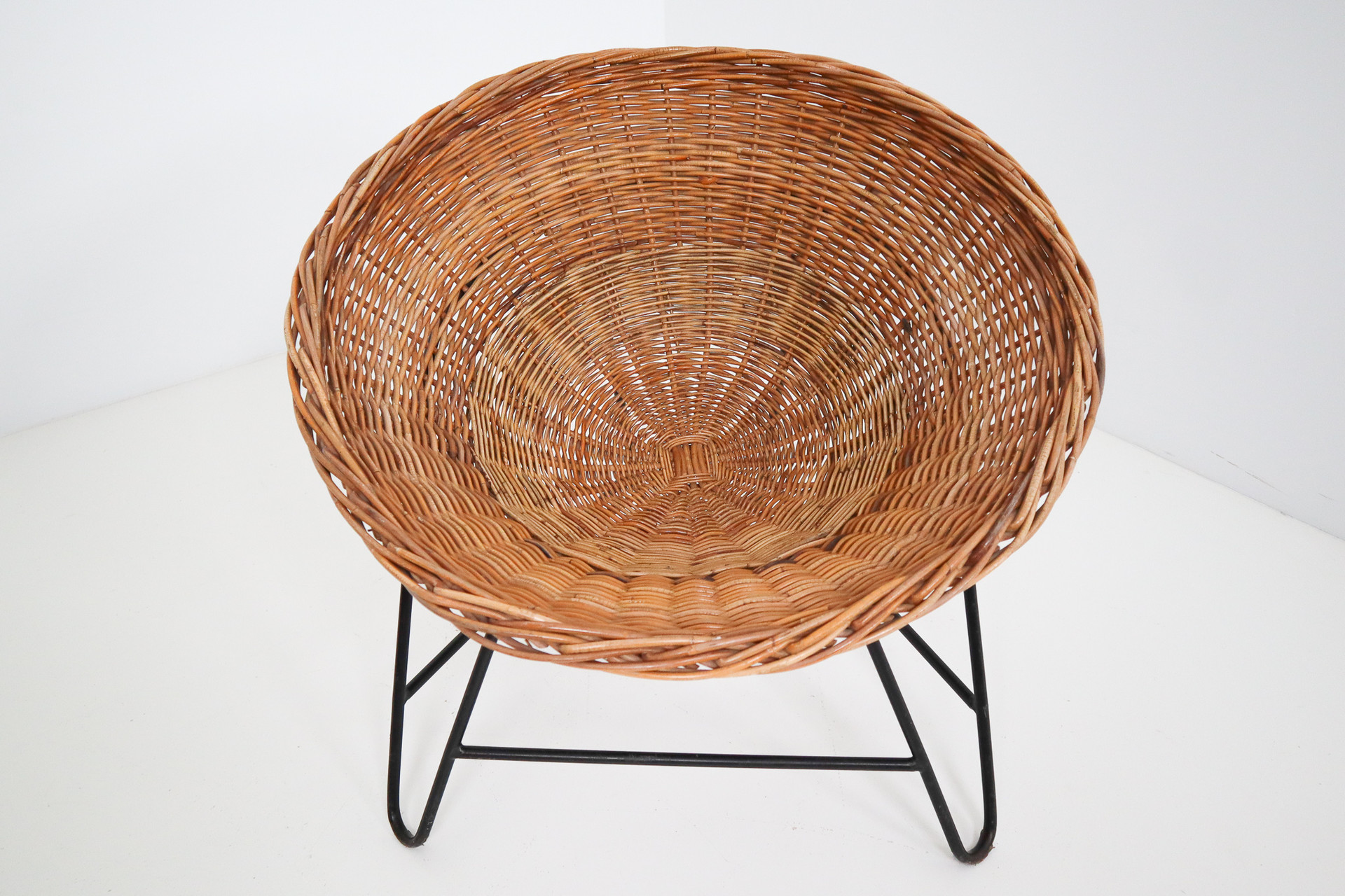 Mid century modern Wicker Midcentury Wicker Easy-Lounge-Patio Chairs Designed in Europe, 1960s Mid-20th century