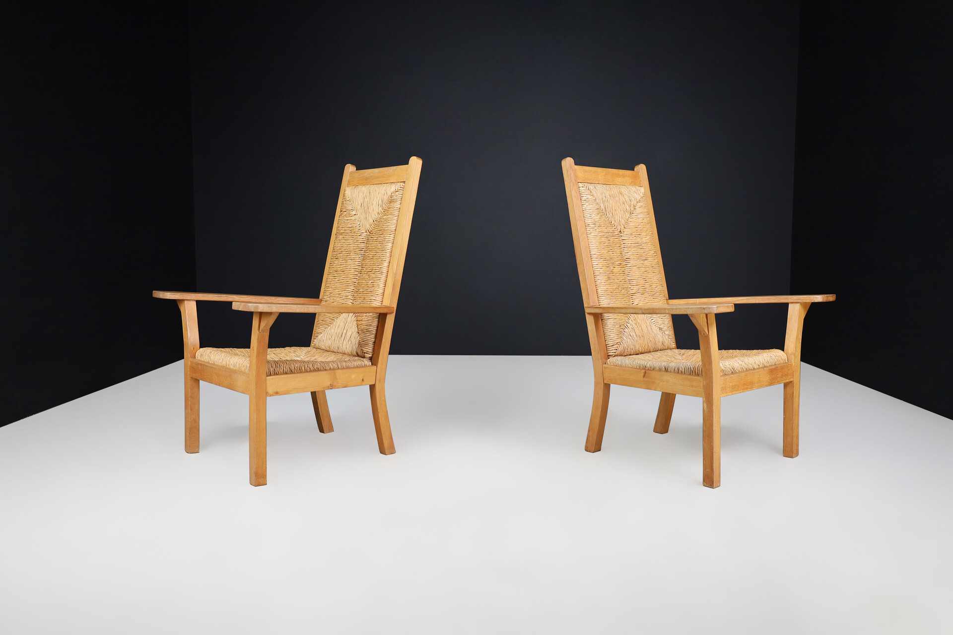 Mid century modern Willi Ohler Arm Chairs in Oak and Rush, Arts & Crafts, Germany, 1940s Mid-20th century