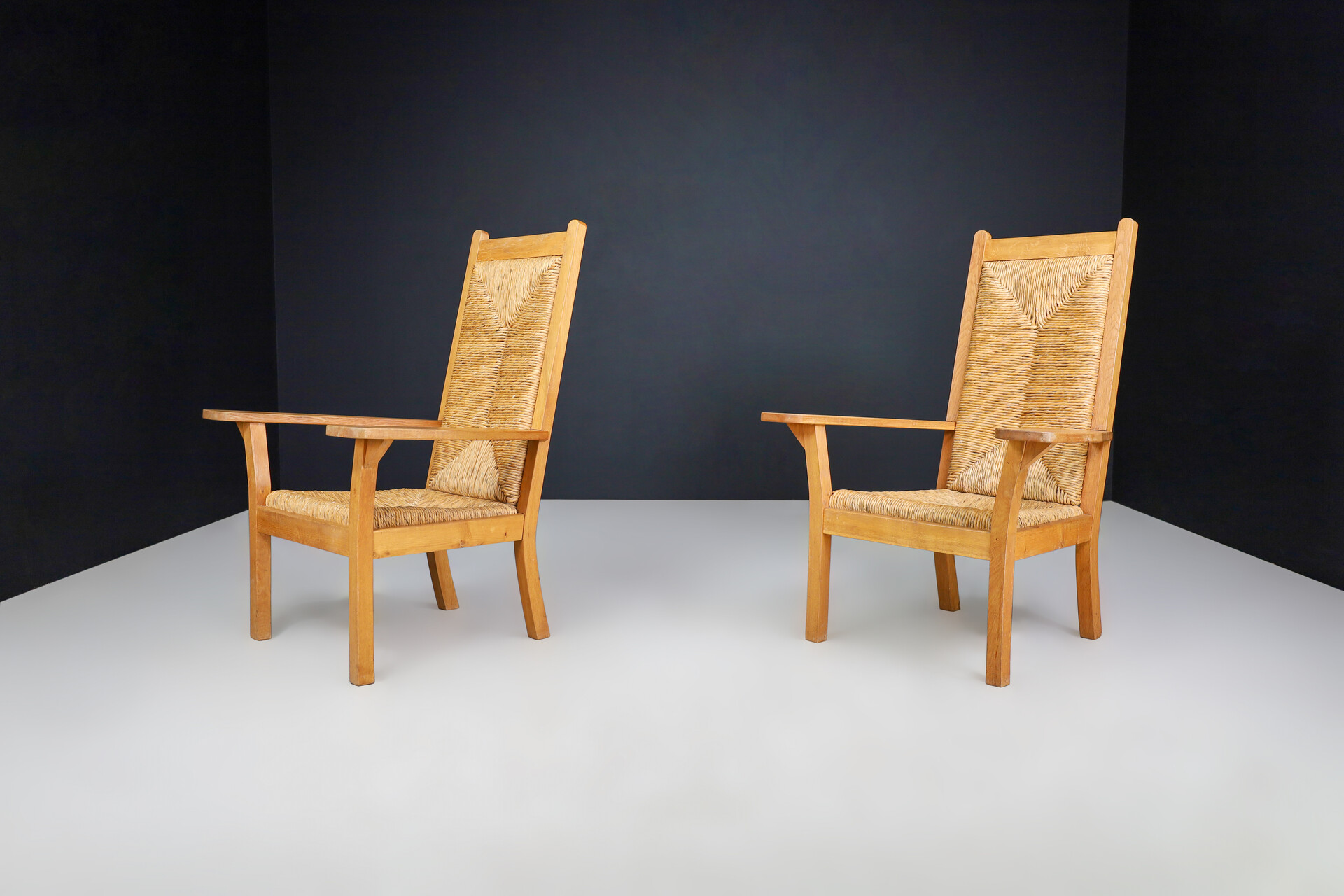 Mid century modern Willi Ohler Arm Chairs in Oak and Rush, Arts & Crafts, Germany, 1940s Mid-20th century