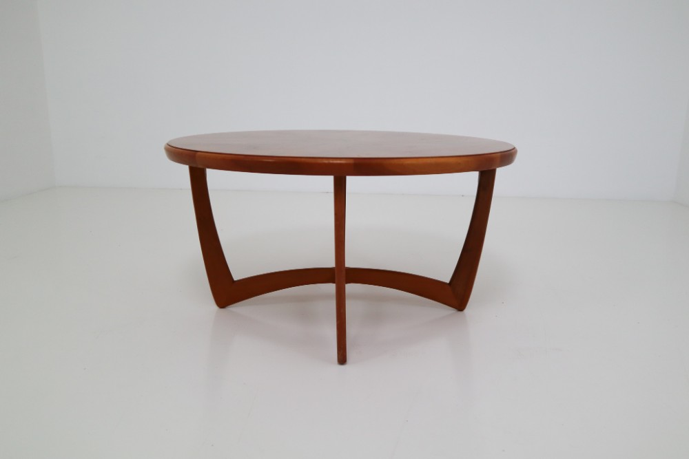 Midcentury Coffee Table with Walnut Veneer in Sunburst Effect, France, 1950s