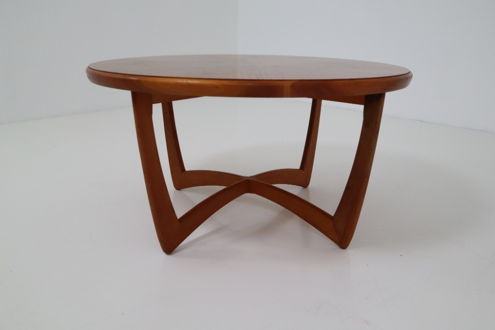 Midcentury Coffee Table with Walnut Veneer in Sunburst Effect, France, 1950s