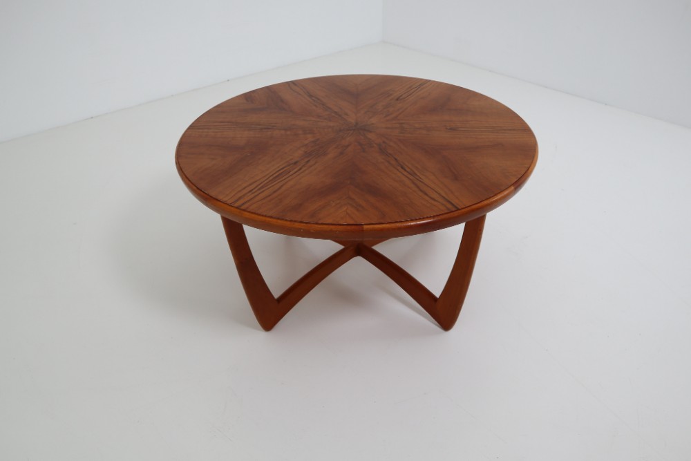 Midcentury Coffee Table with Walnut Veneer in Sunburst Effect, France, 1950s