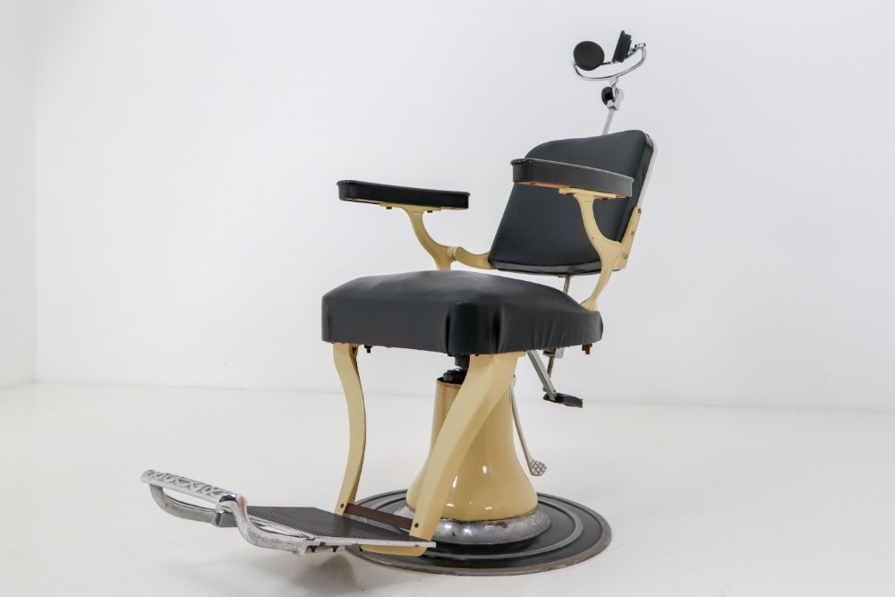Midcentury Full, Functional Barber, Dentist Chair from the 1930s, France