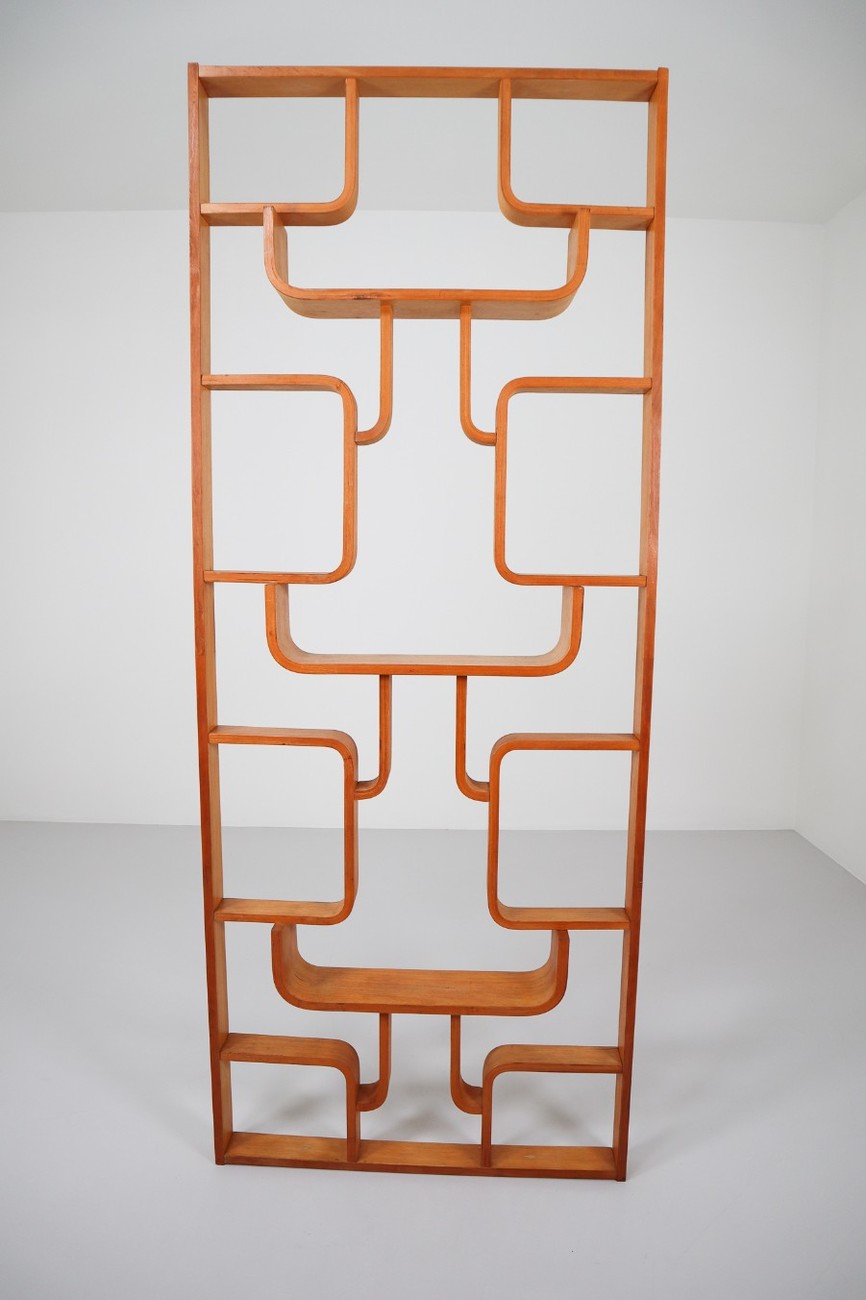 Midcentury Room Divider in Blond Bentwood, circa 1960s Mid-20th century