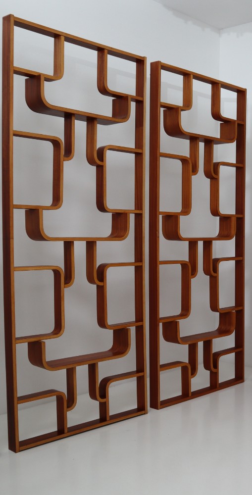Midcentury Room Divider Shelves for Thonet in Bent-Wood, circa 1960s Mid-20th century