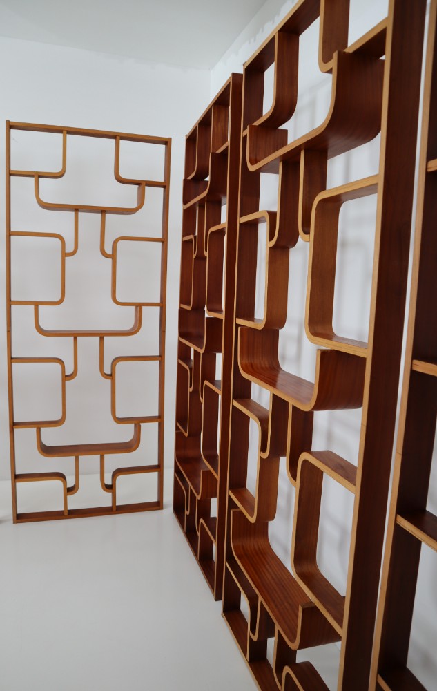 Midcentury Room Divider Shelves for Thonet in Bent-Wood, circa 1960s Mid-20th century