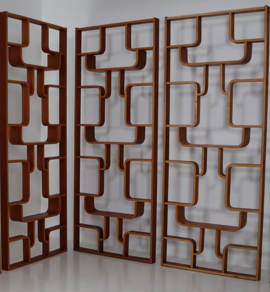 Midcentury Room Divider Shelves for Thonet in Bent-Wood, circa 1960s Mid-20th century