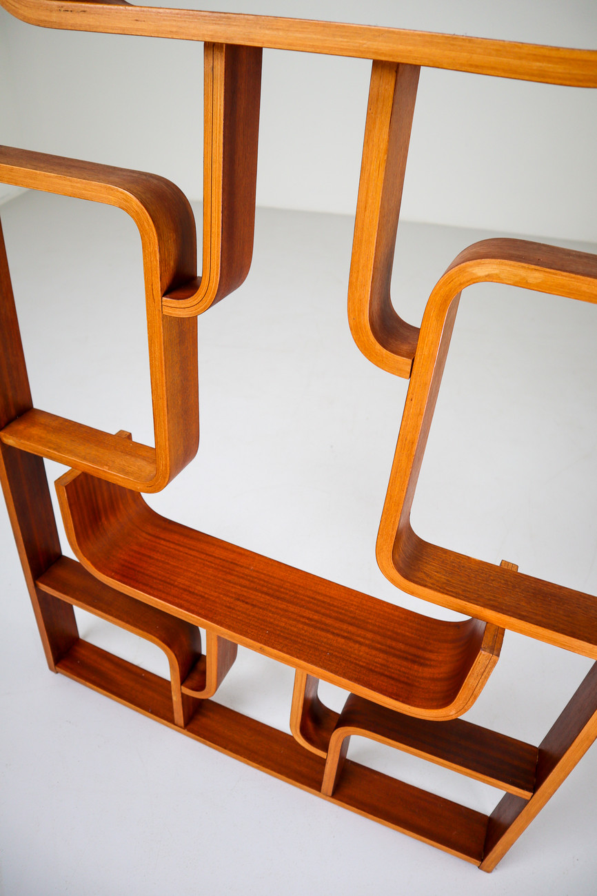 Midcentury Room Divider Shelves in Mahogany Bent-Wood, Praque, 1960s Mid-20th century