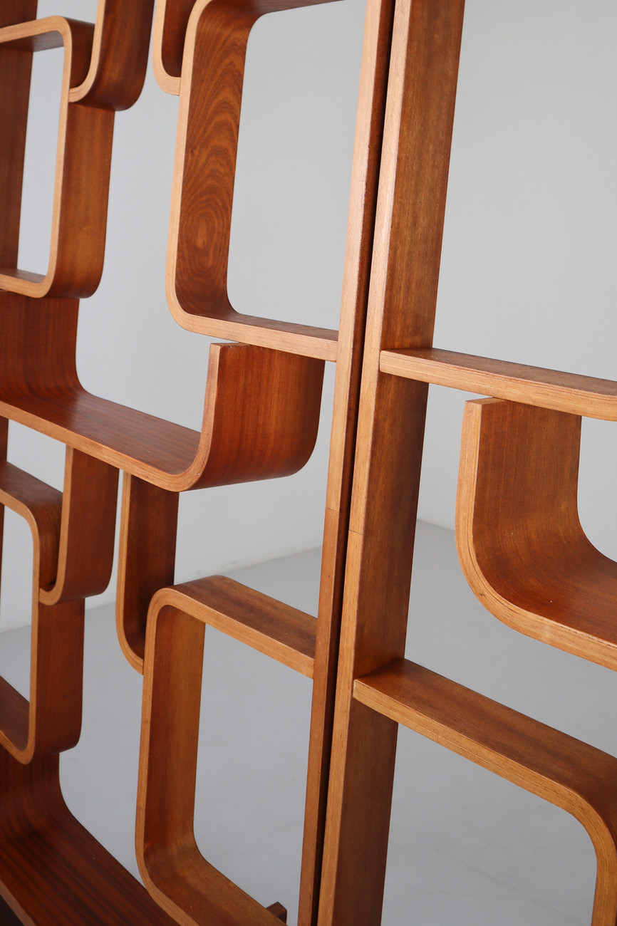 Midcentury Room Divider Shelves in Mahogany Bent-Wood, Praque, 1960s Mid-20th century